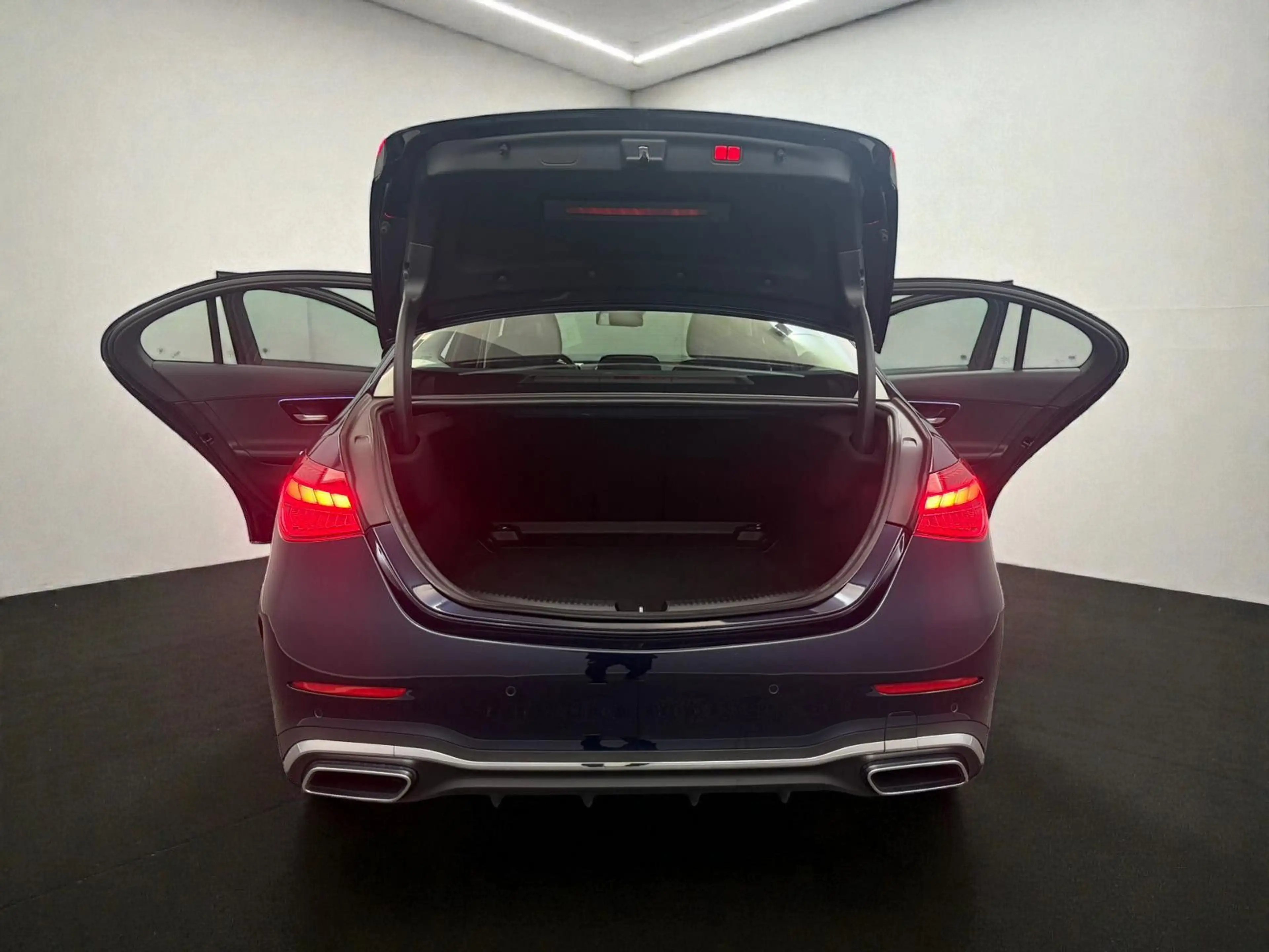 Mercedes-Benz C 300 d 4M Limo AMG LINE PANO*DIGI-LIGHT*WIDE*KAM — photo 15