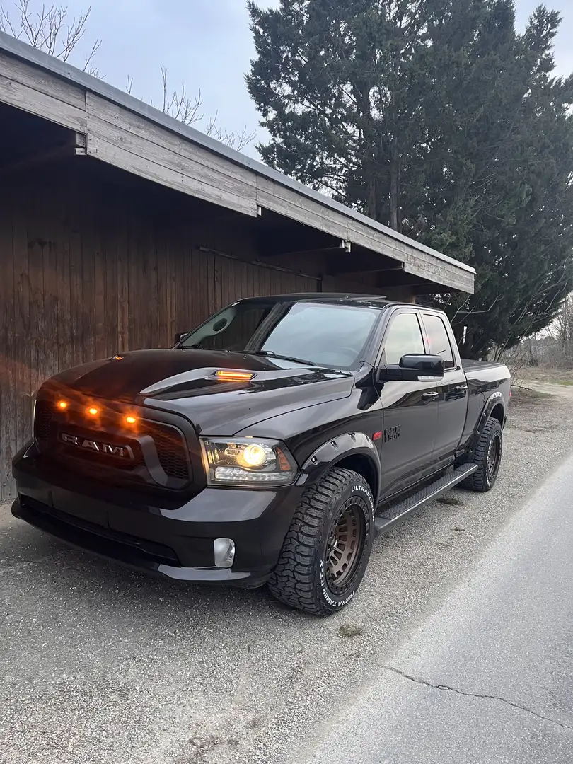 Dodge RAM 1500 Sport Quab - 1