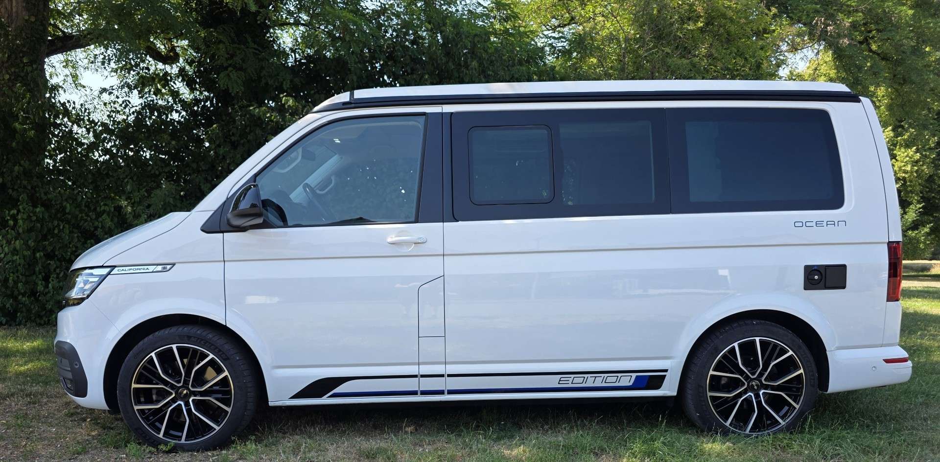 Volkswagen T6.1 California 2021 photo 2
