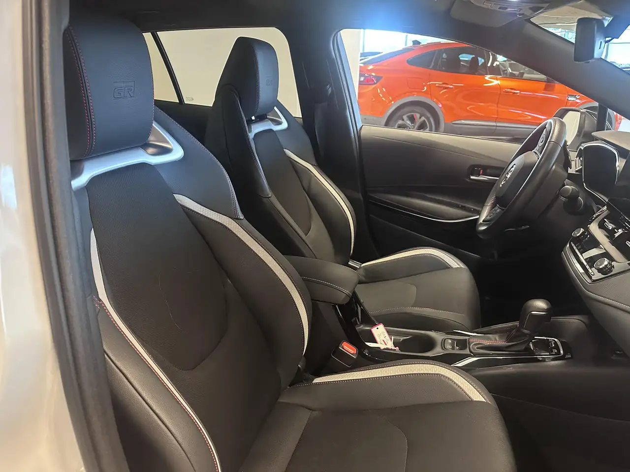 Toyota Corolla 2.0 MILD Hybrid GR Sport e-CVT, миниатюра 18