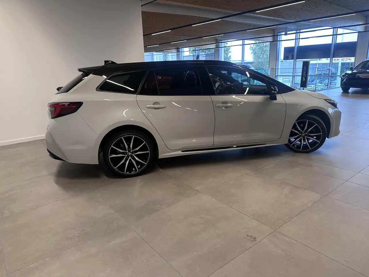 Toyota Corolla 2.0 MILD Hybrid GR Sport e-CVT, миниатюра 6