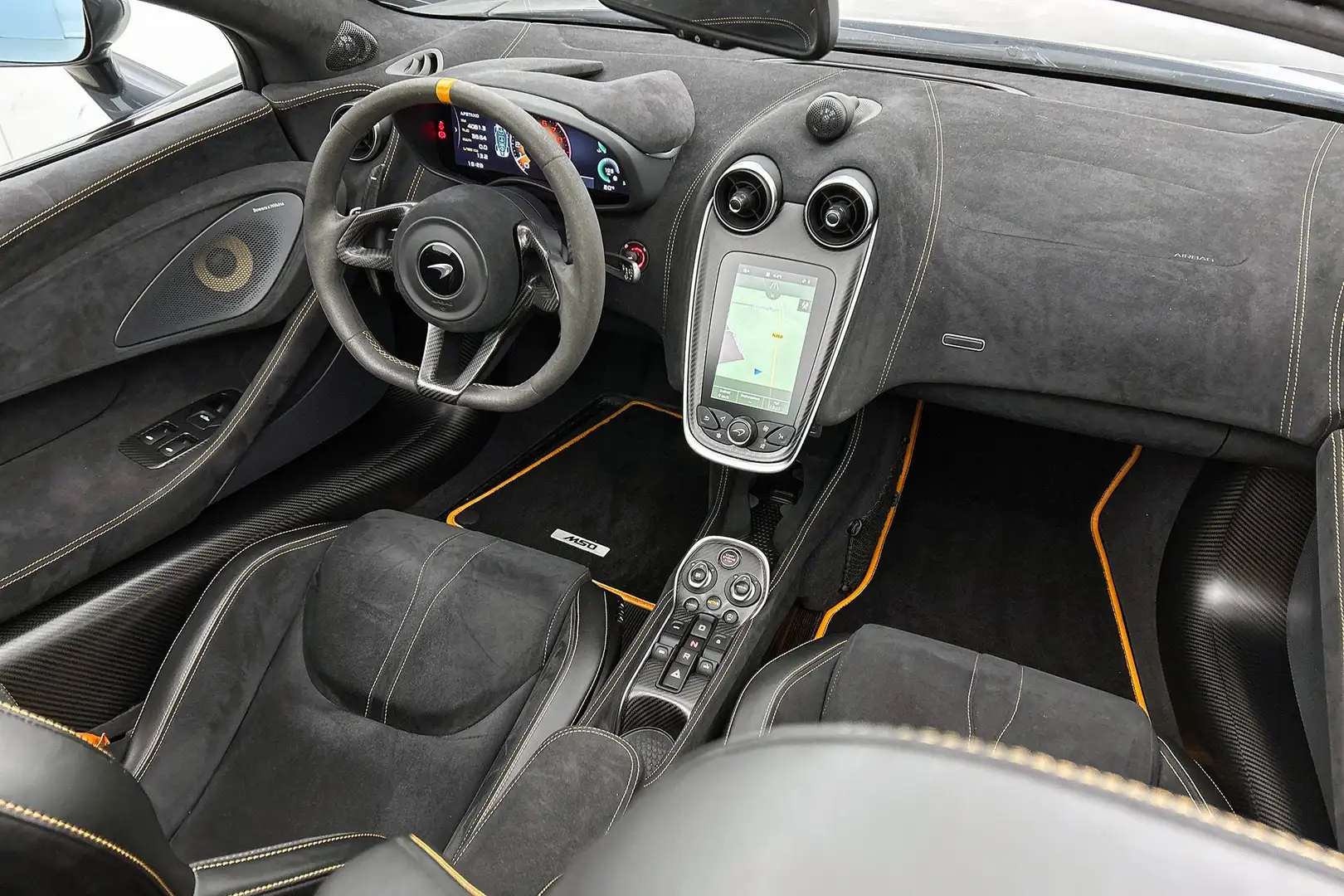 McLaren 600LT Spider 3.8 V8 MSO, Noselift, B&O, Luxury Pack, Car Grau - 2