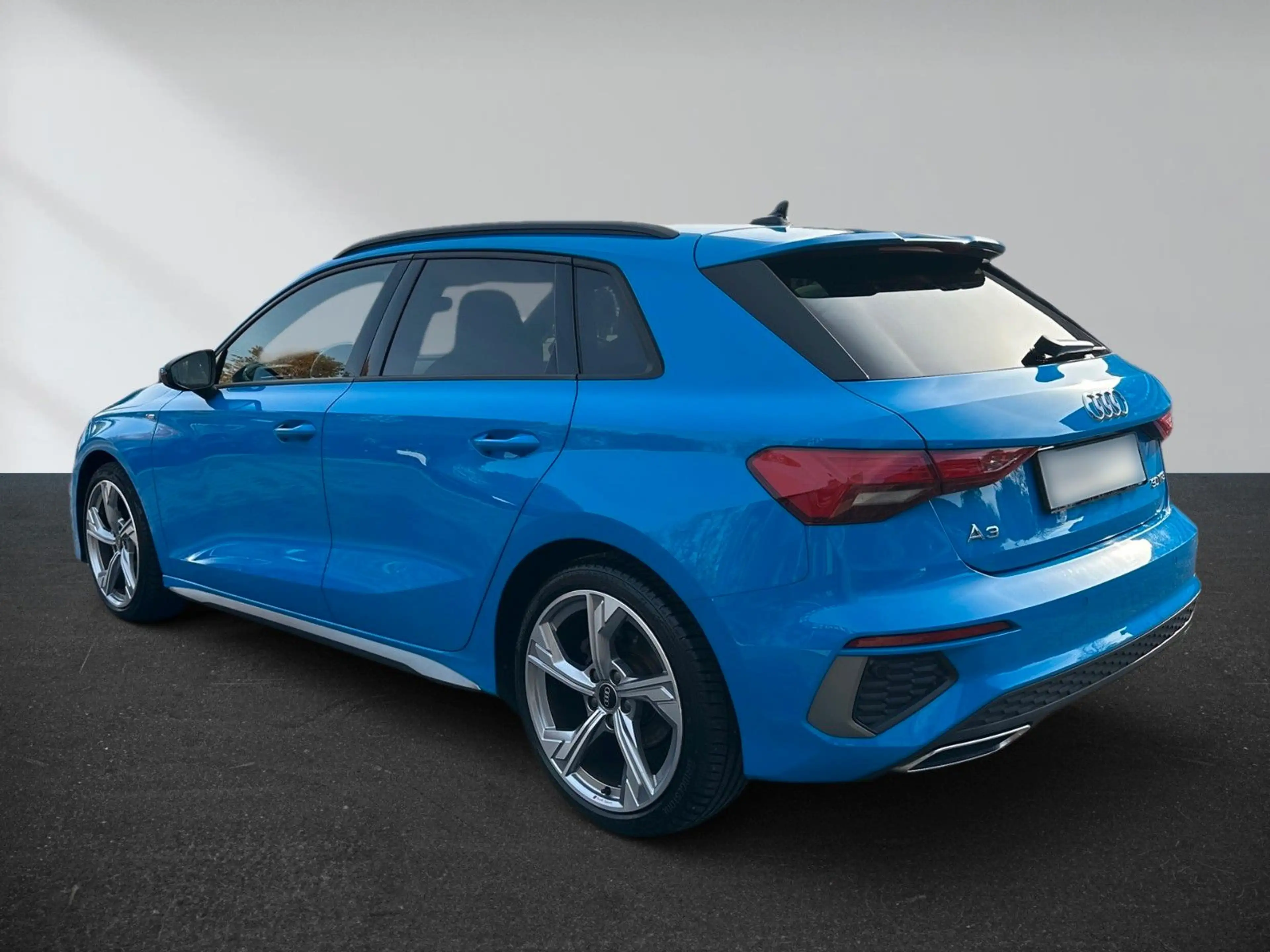 Audi A3 Sportback 30 TFSI 2xS line — photo 4