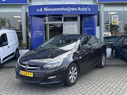 Opel Astra 1.4 Turbo Blitz Cruise Control  Trekhaak info: 049