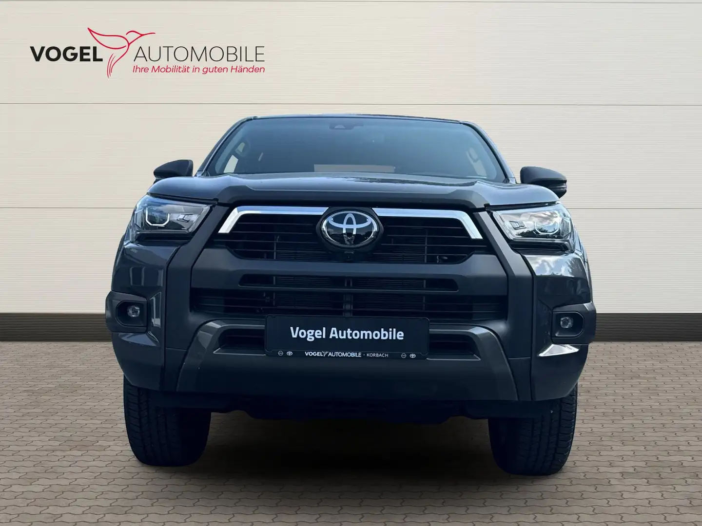 Toyota Hilux 2.8 D-4D Double Cab Invincible 4x4+Kam.+LM Gri - 2