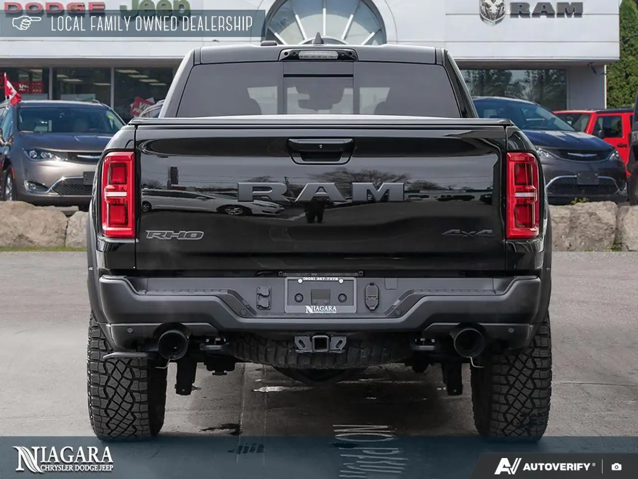 RAM 1500 снимка RAM 1500