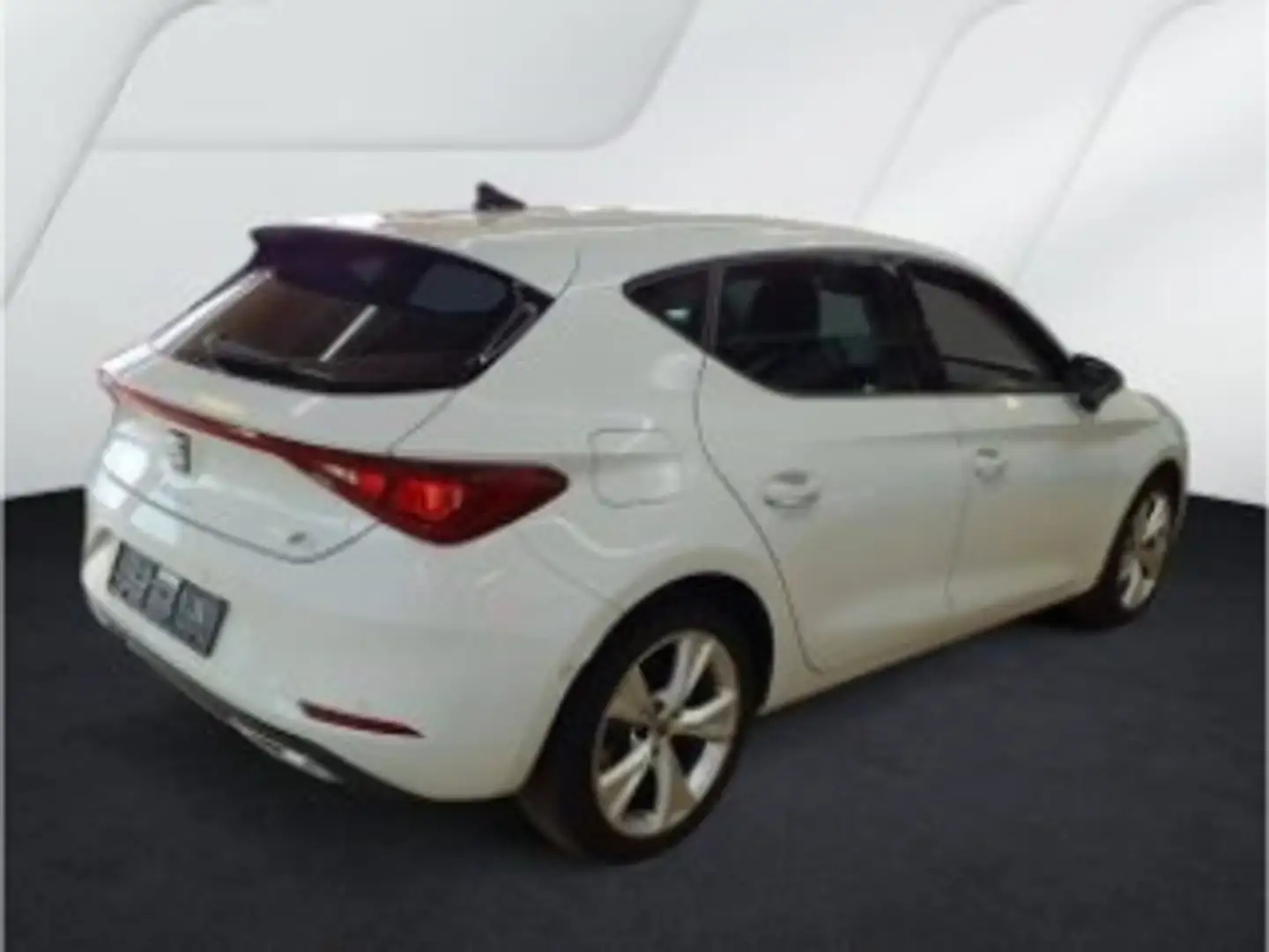 SEAT Leon 1.5 eTSI DSG FR Matrix LED Navi FaPa XL Kessy WP Weiß - 2