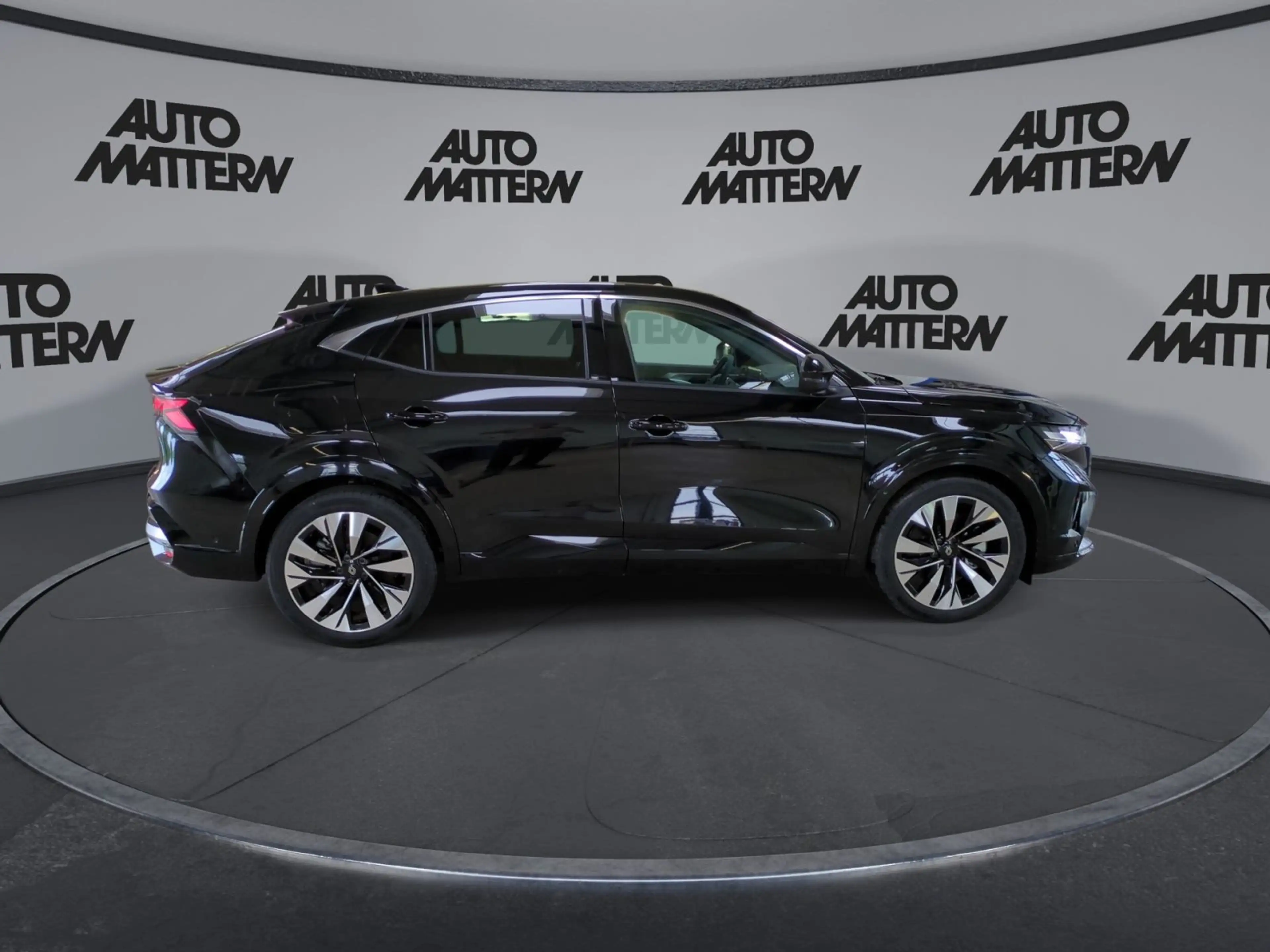 Renault Rafale 1.2 E-TECH Hybrid 200 Techno — photo 9