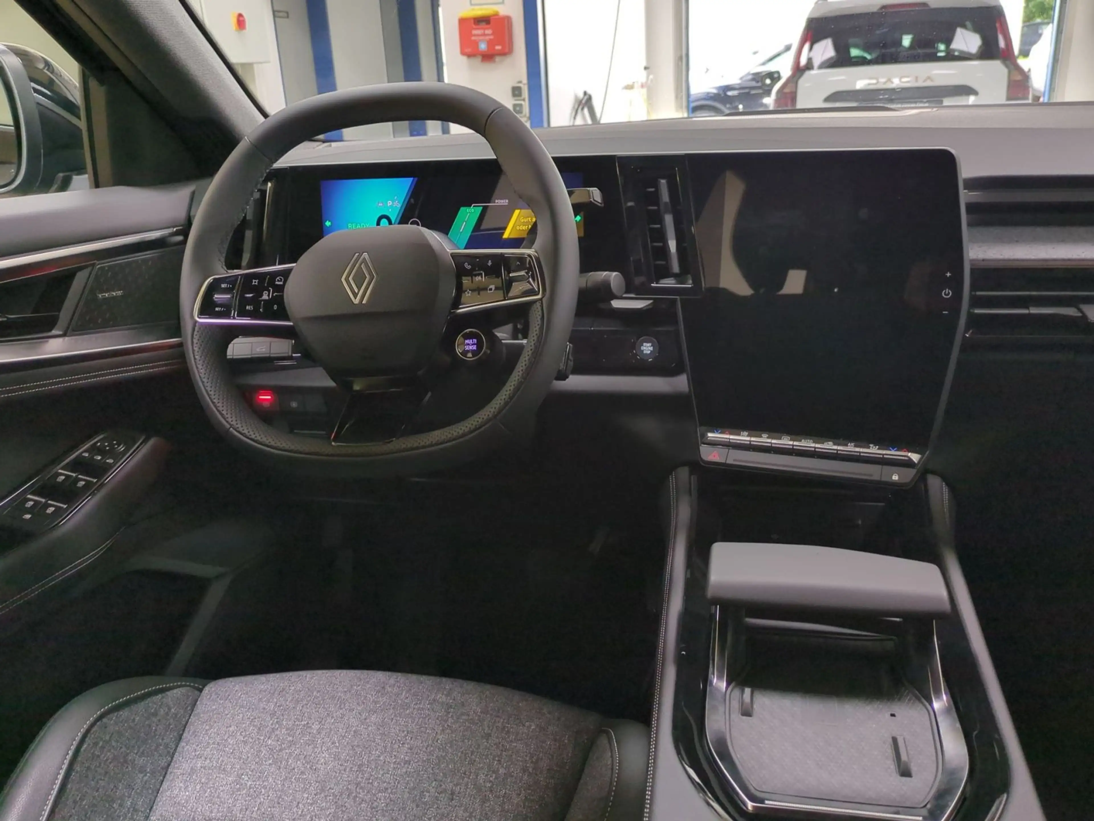 Renault Rafale 1.2 E-TECH Hybrid 200 Techno — photo 14