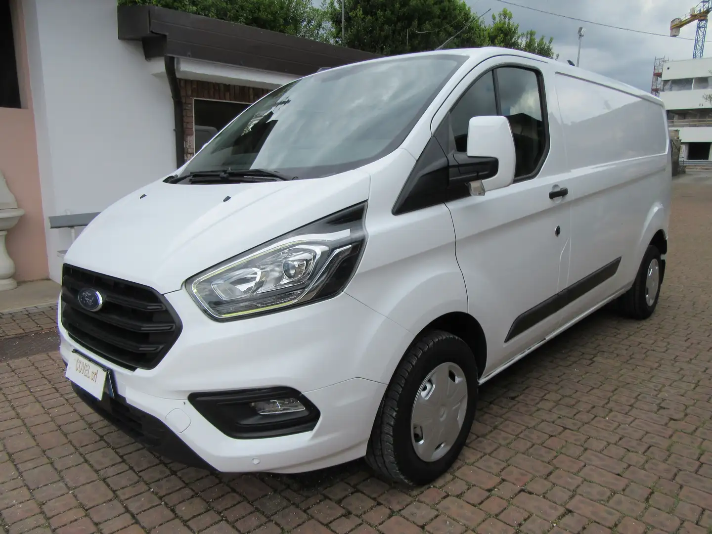 Ford Transit Custom 2.0 Tdci 130cv Furgone Trend Passo Lungo Euro 6D Bianco - 2