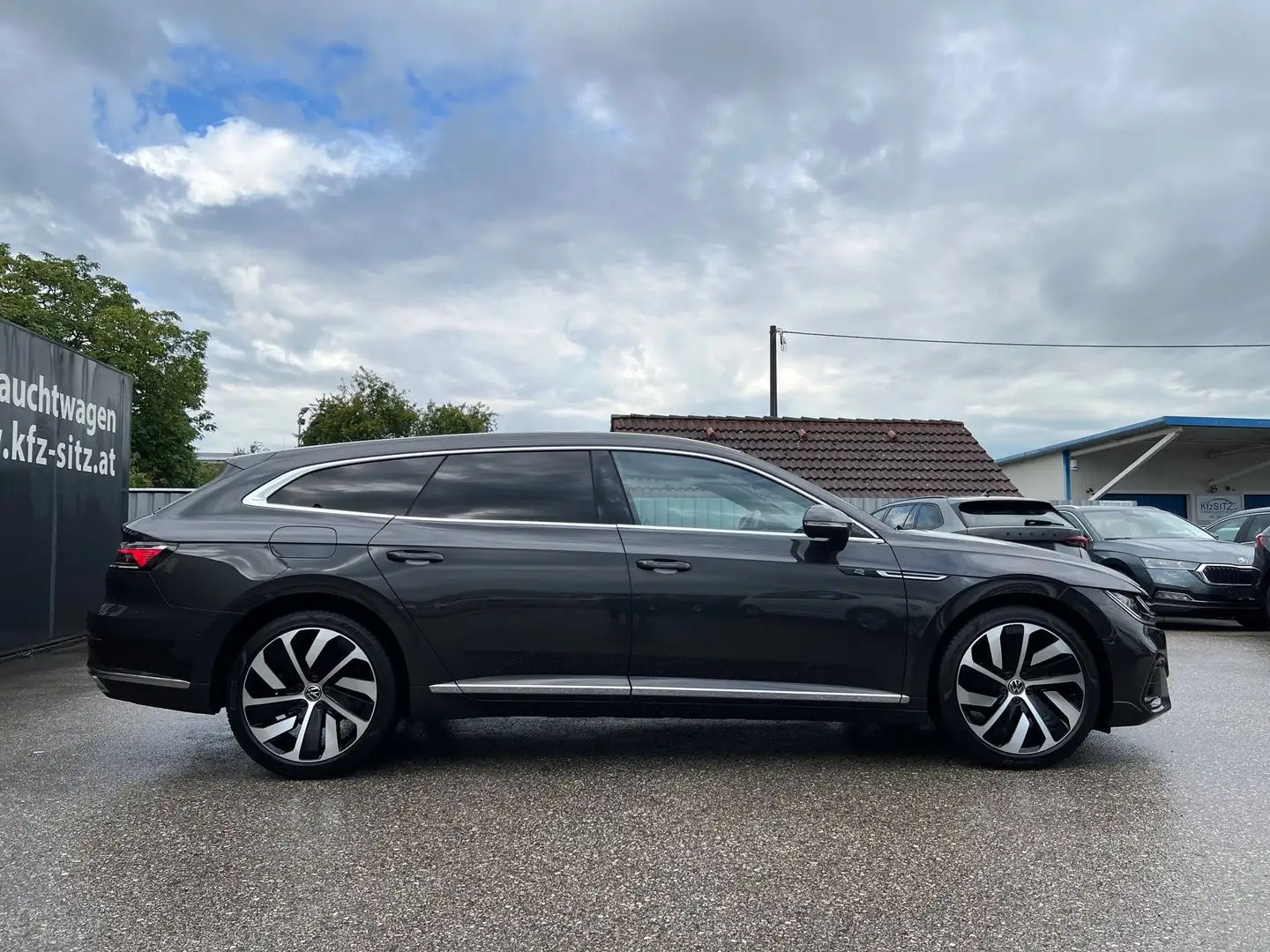 Volkswagen Arteon SB R-Line 2,0 TDI DSG | NP €64.850 Grau - 2