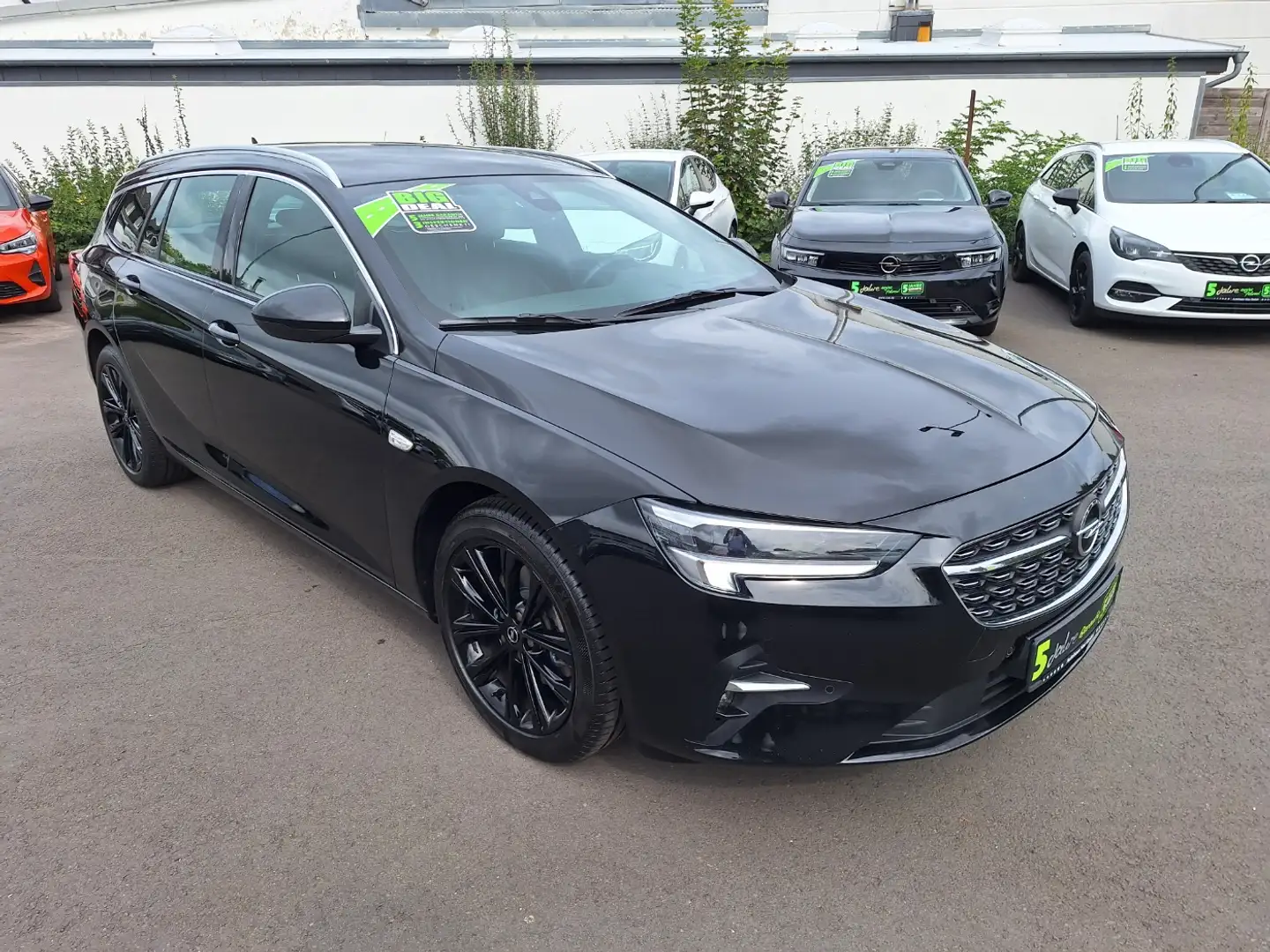 Opel Insignia ST 2.0 CDTI Business Elegance AHK, SHZ Zwart - 2