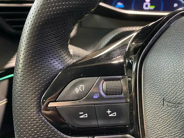 Peugeot 208 view 14