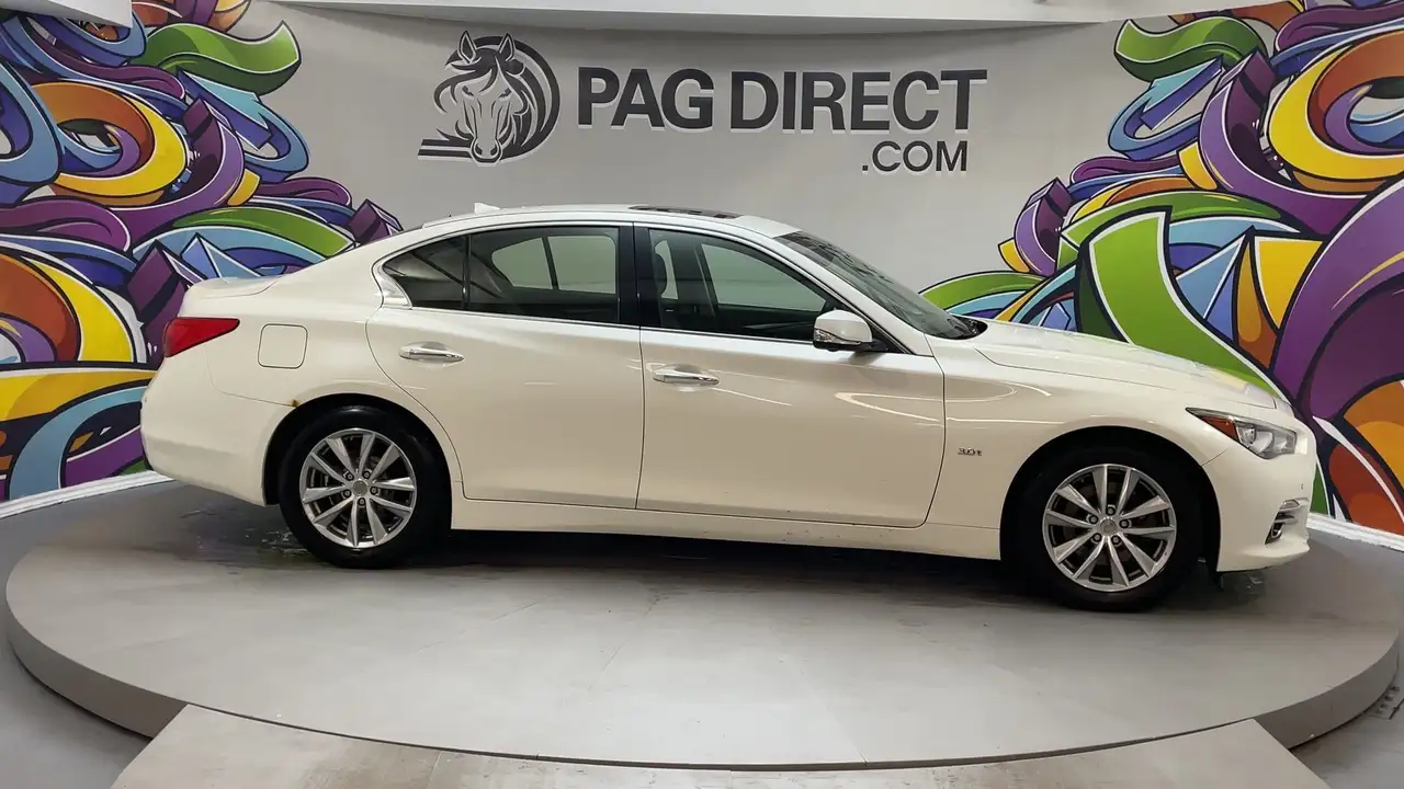 Infiniti Q50 photo Infiniti Q50