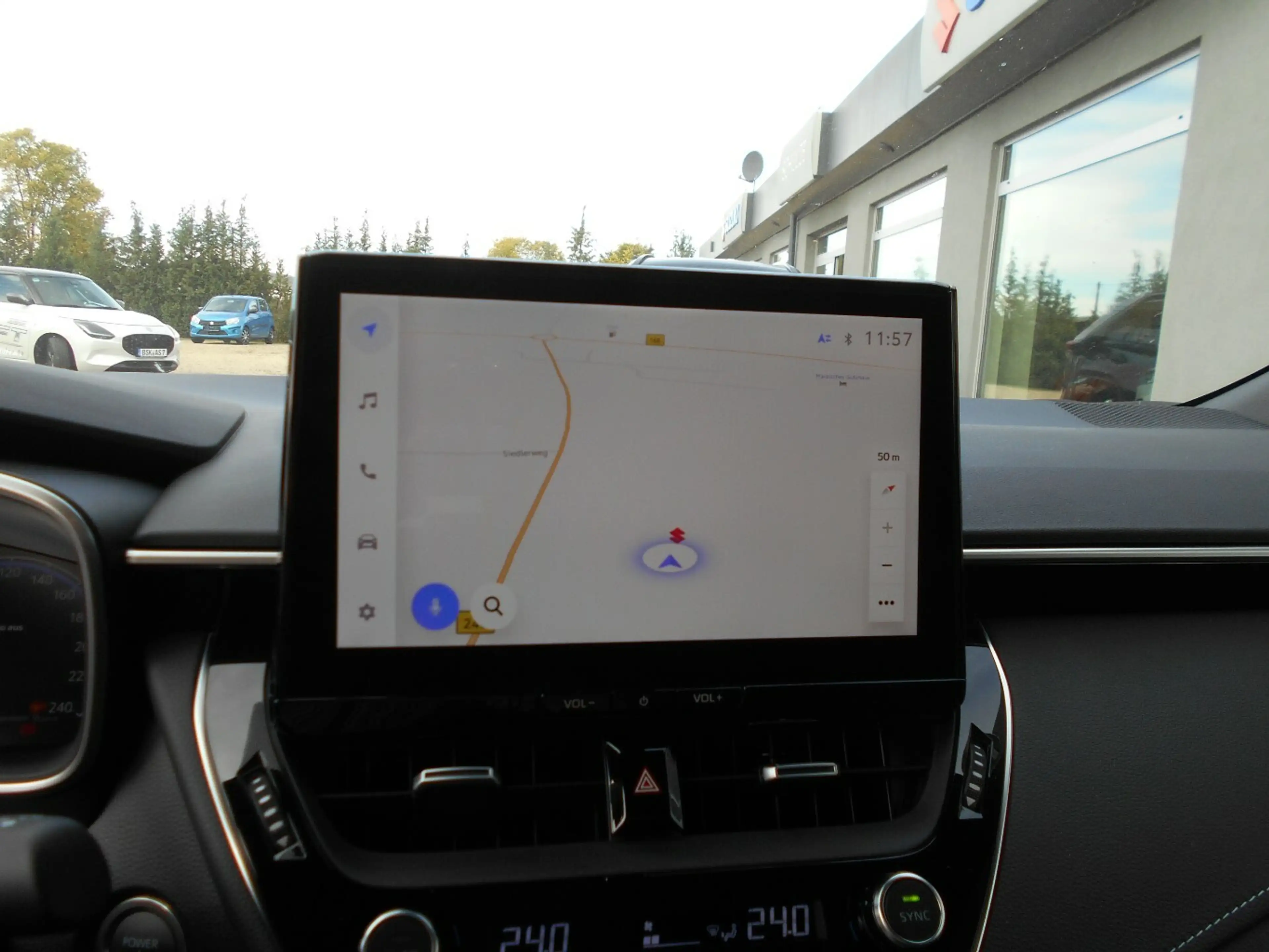 Suzuki Swace 1.8 Hybrid Comfort+ — photo 15