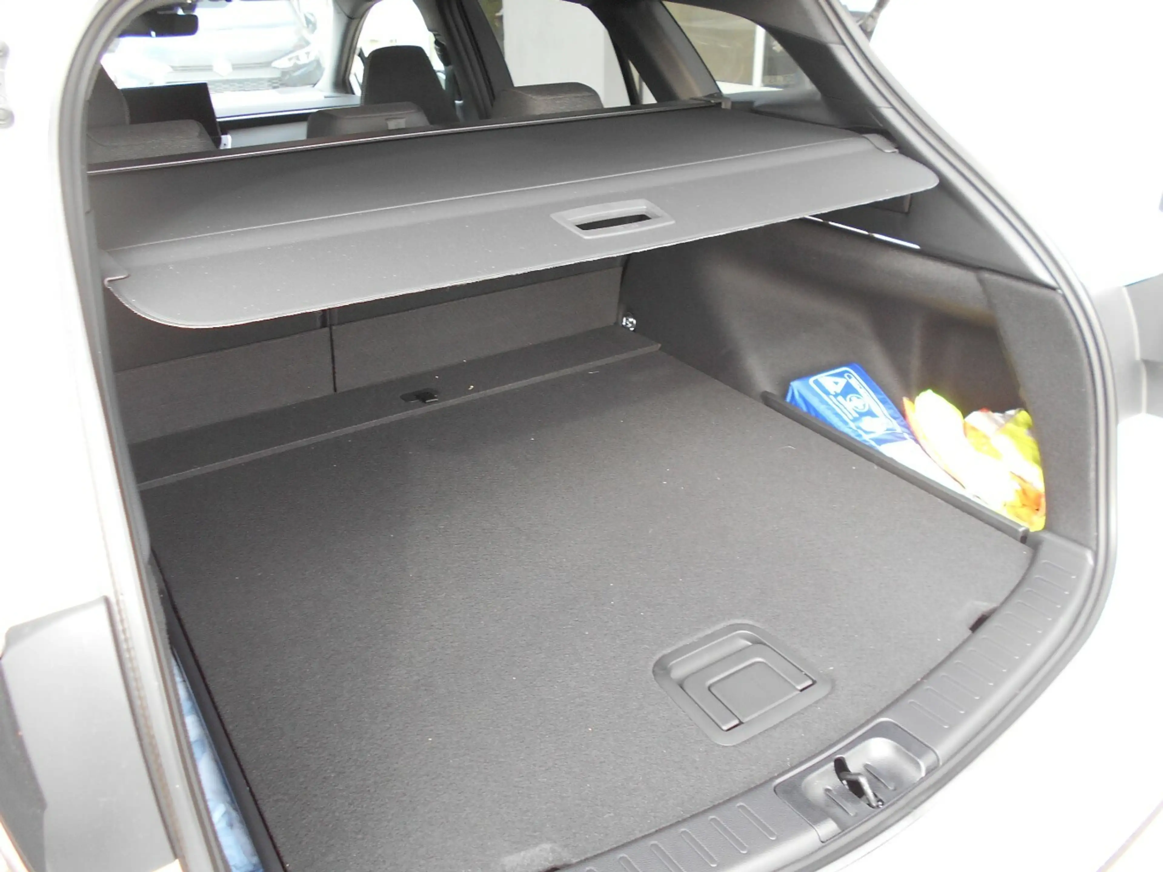 Suzuki Swace 1.8 Hybrid Comfort+ — photo 6