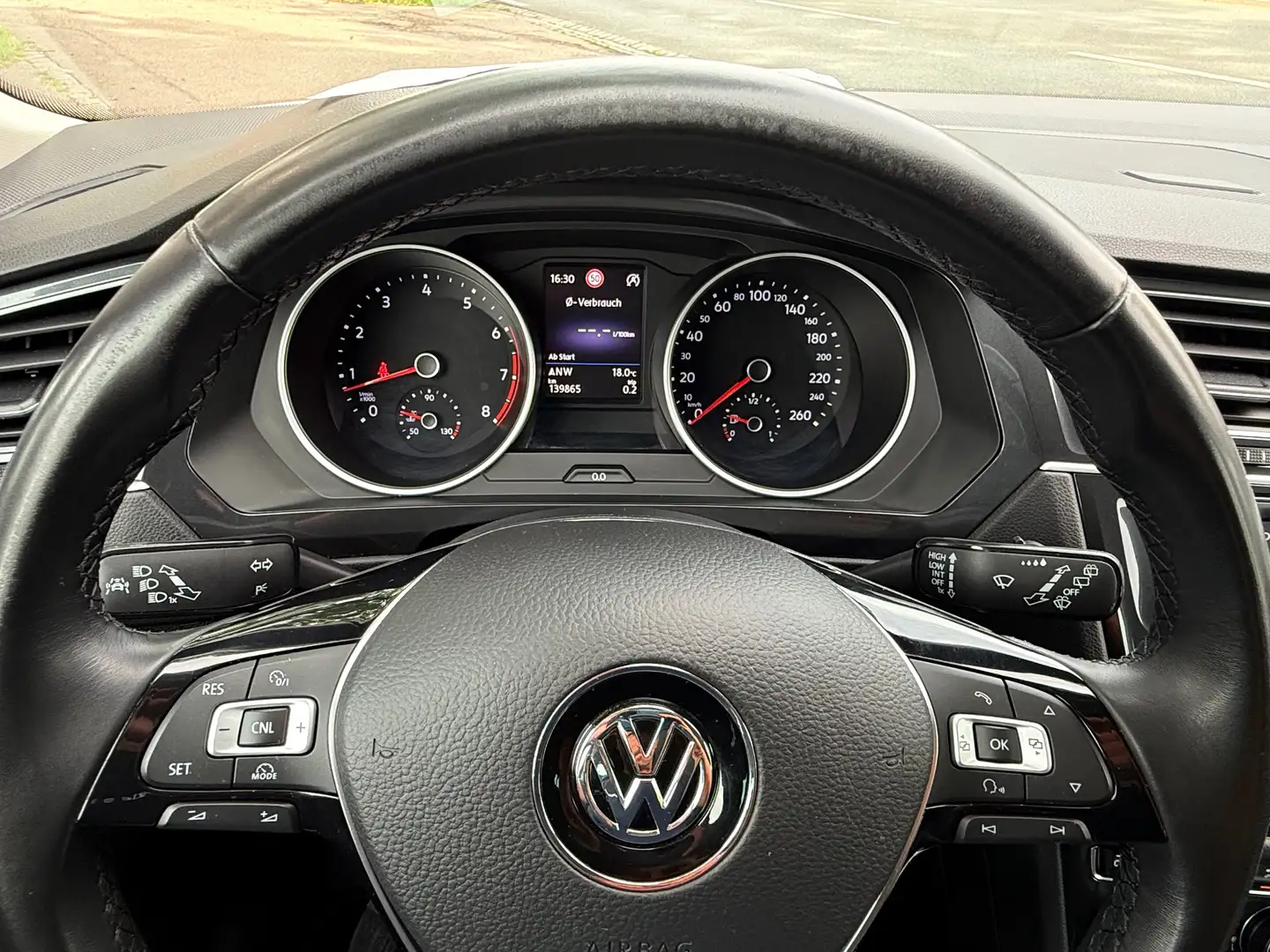 Volkswagen Tiguan Comfortline BMT/Start-Stopp Schwarz - 2