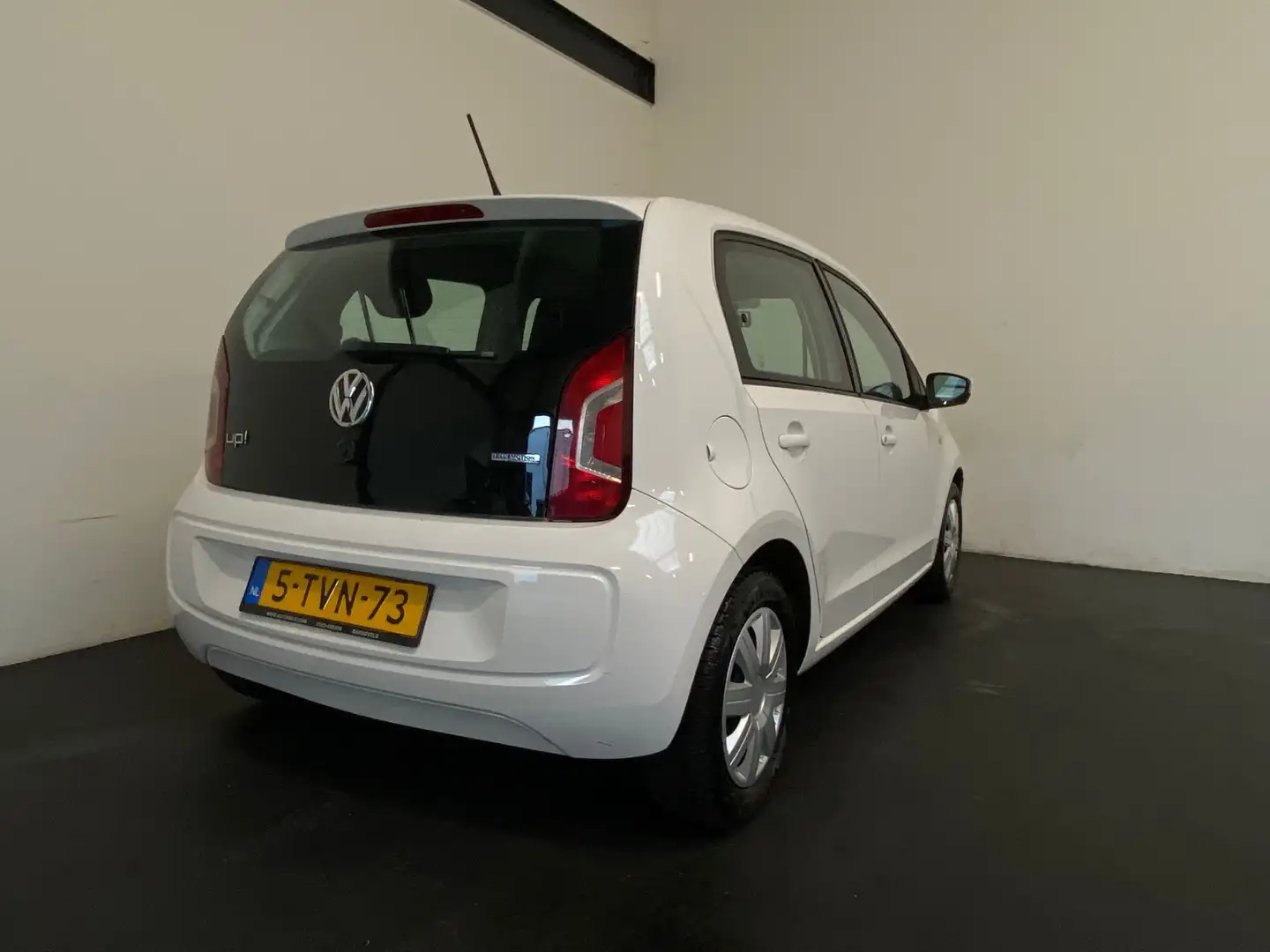 Volkswagen up! 1.0 take up! BlueMotion Airco! Wit - 2