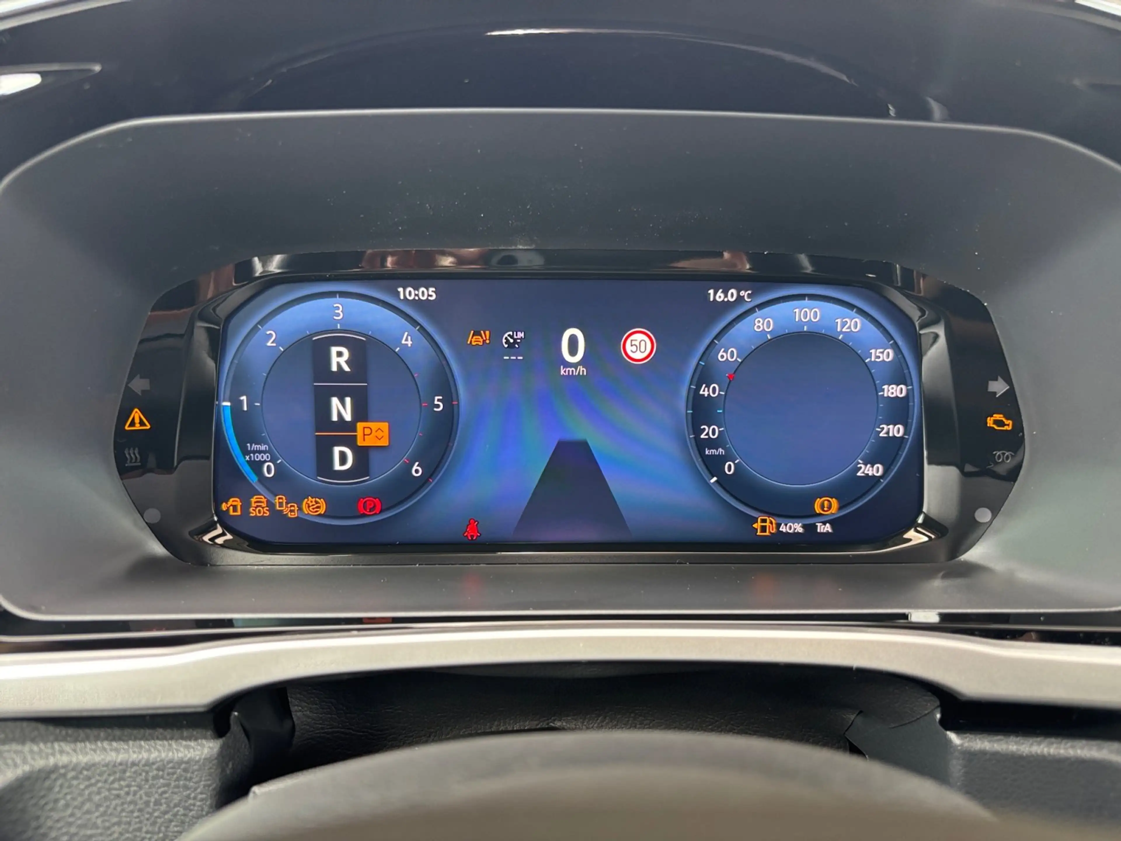 Ford Grand Tourneo Connect Active 2.0 EcoBlue 7-Sitzer — photo 12