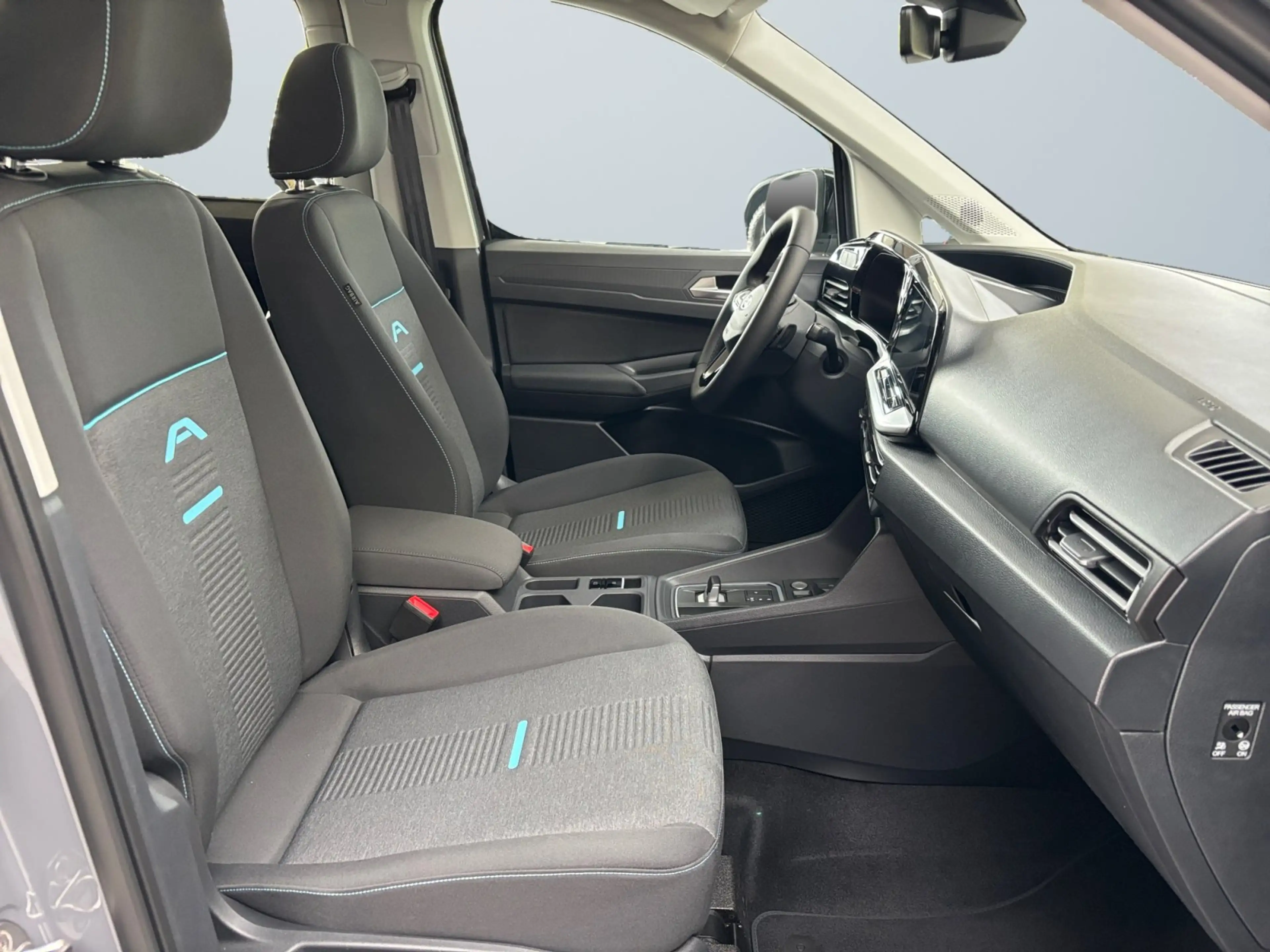 Ford Grand Tourneo Connect Active 2.0 EcoBlue 7-Sitzer — photo 10