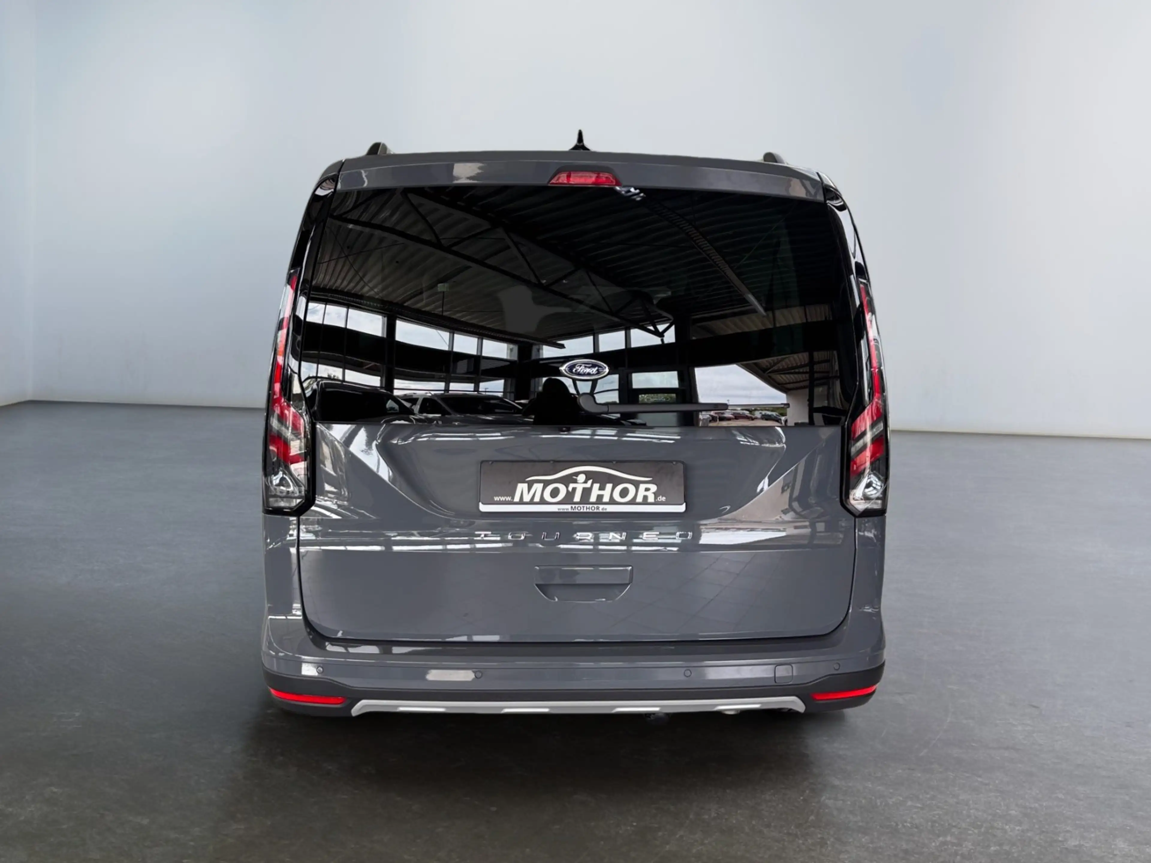 Ford Grand Tourneo Connect Active 2.0 EcoBlue 7-Sitzer — photo 5