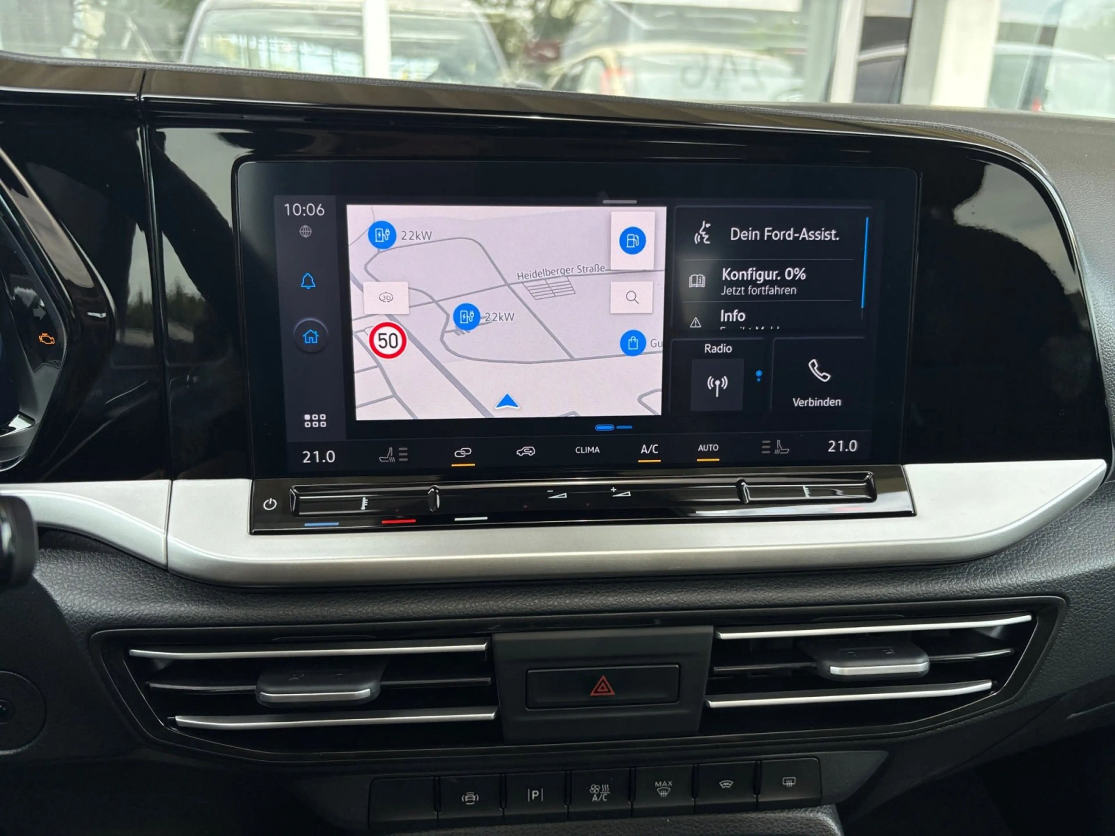 Ford Grand Tourneo Connect Active 2.0 EcoBlue 7-Sitzer — photo 13