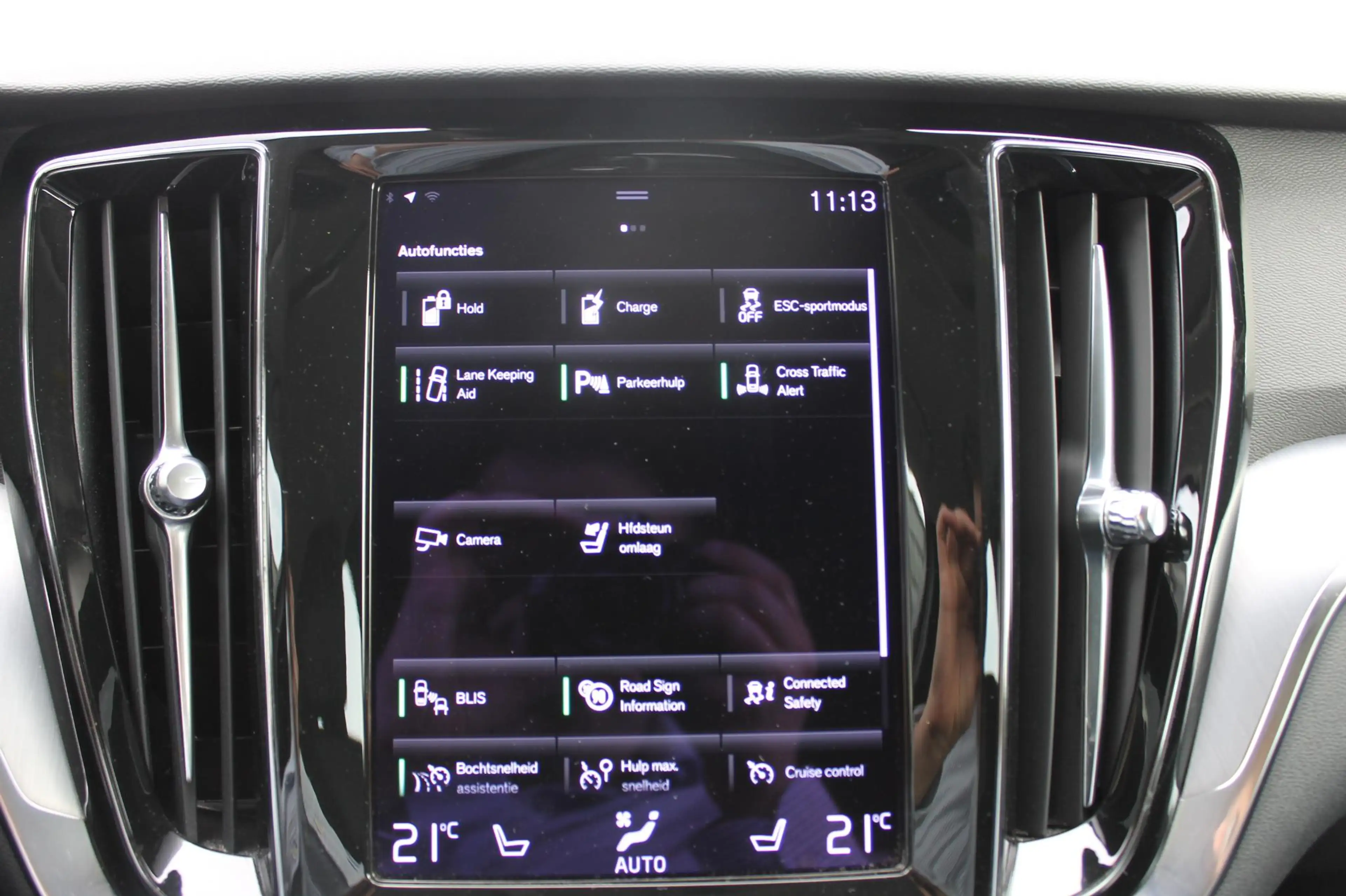 Volvo V60 T6 340PK Automaat Recharge AWD Business Pro Road S — photo 31