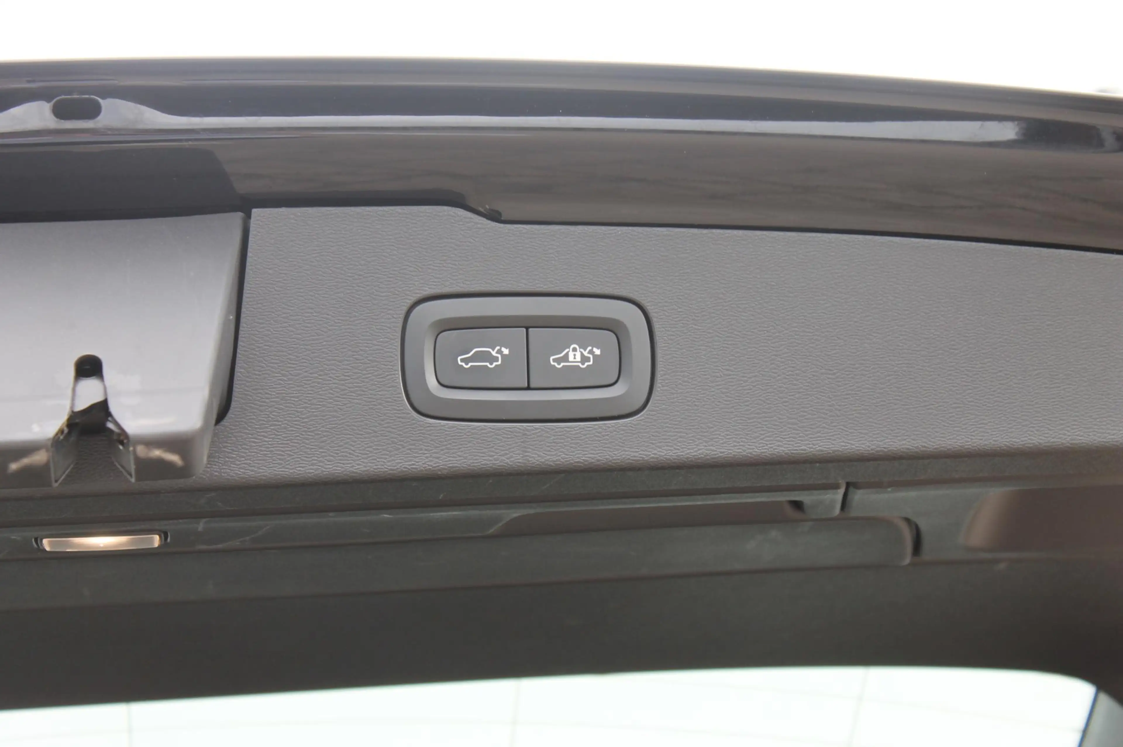 Volvo V60 T6 340PK Automaat Recharge AWD Business Pro Road S — photo 10