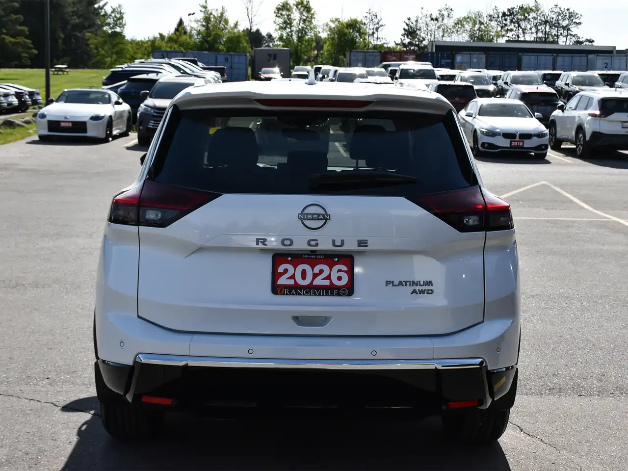 Nissan Rogue снимка Nissan Rogue