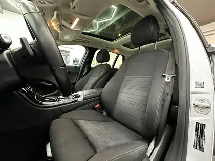 Annonce voiture d'occasion Mercedes-Benz C 300 - CARADIZE