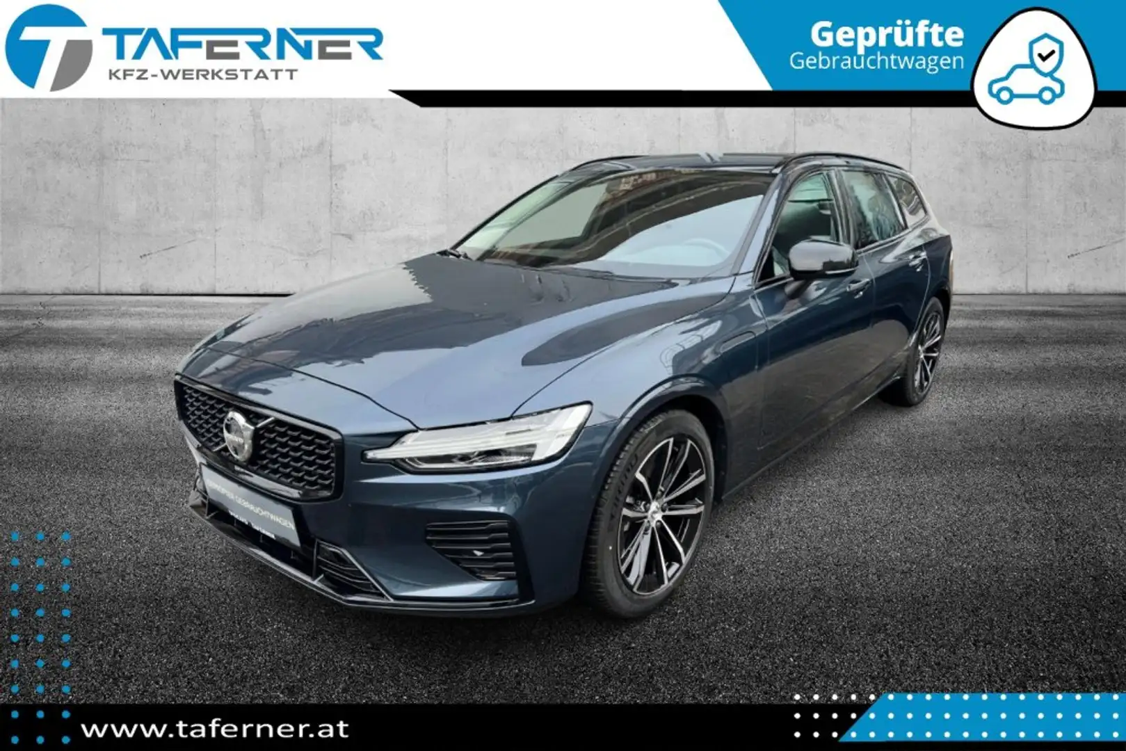 Volvo V60 T6 AWD Plus Dark Blau - 1