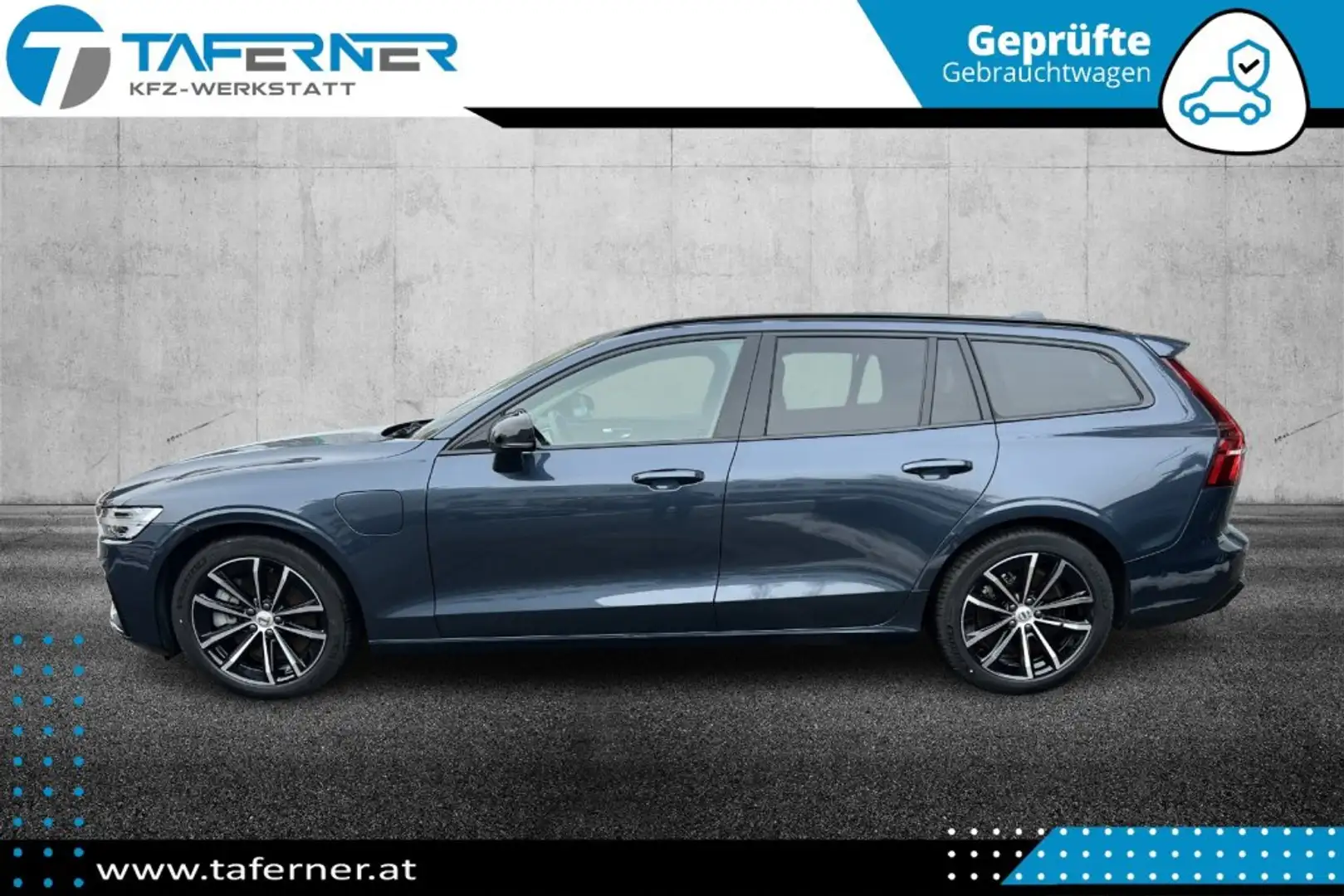 Volvo V60 T6 AWD Plus Dark Blau - 2