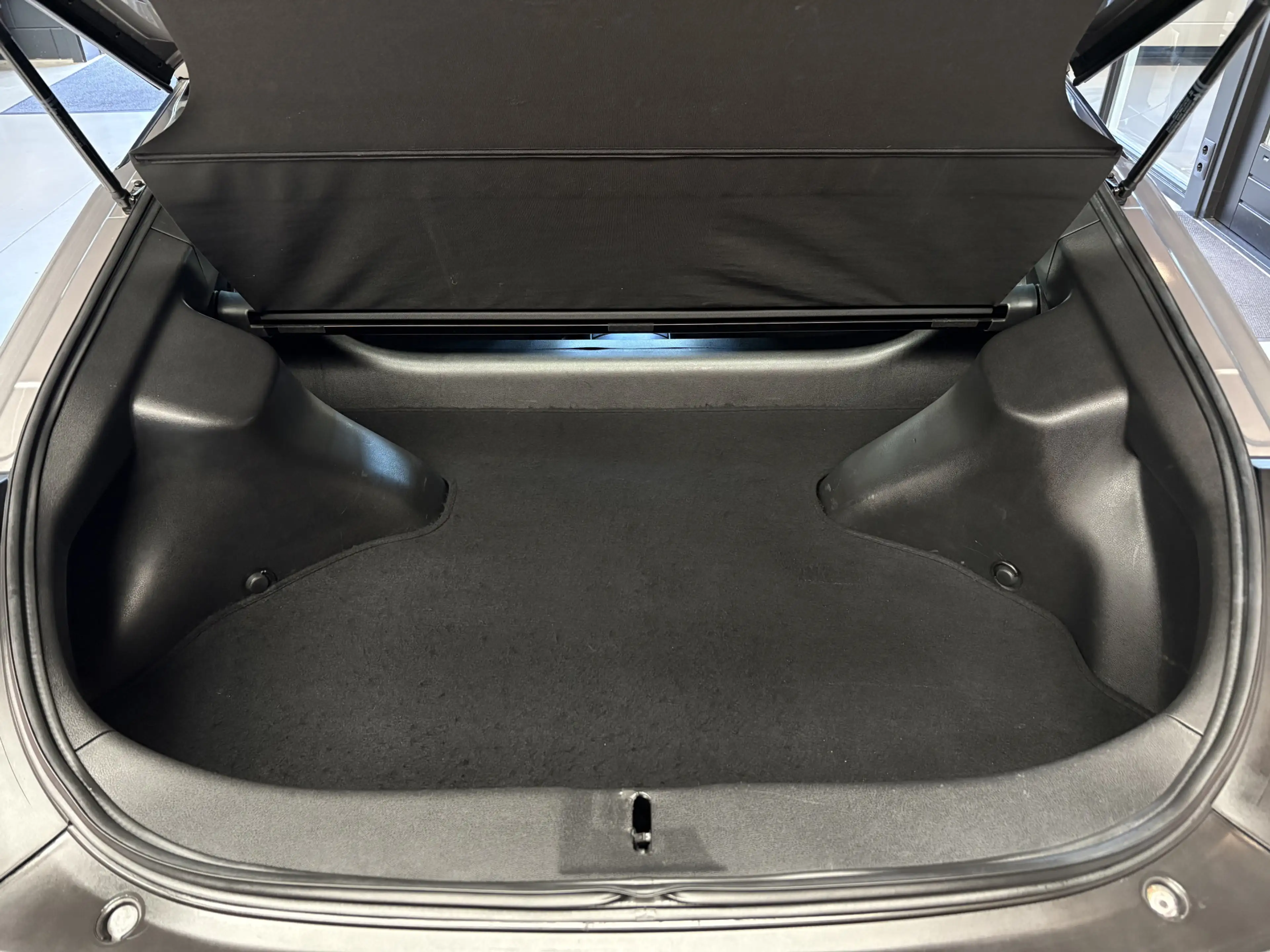 Nissan 370Z 3.7 V6 Pack Bose, Cruise, Navi — photo 16