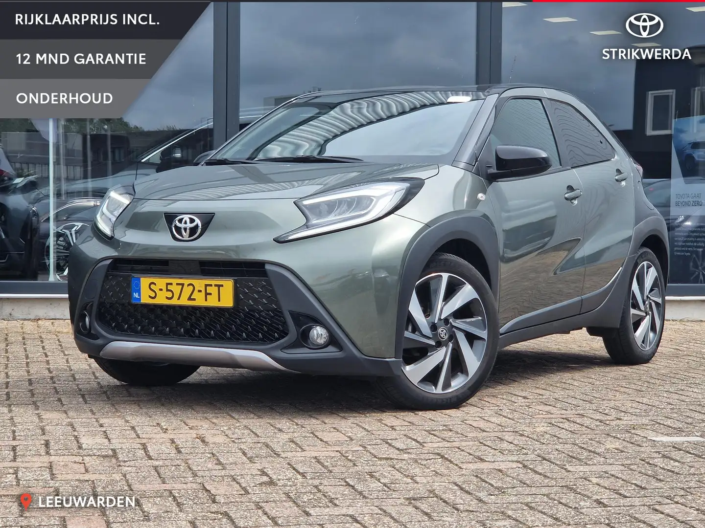 Toyota Aygo X 1.0 VVT-i S-CVT Envy Automaat Groen - 1