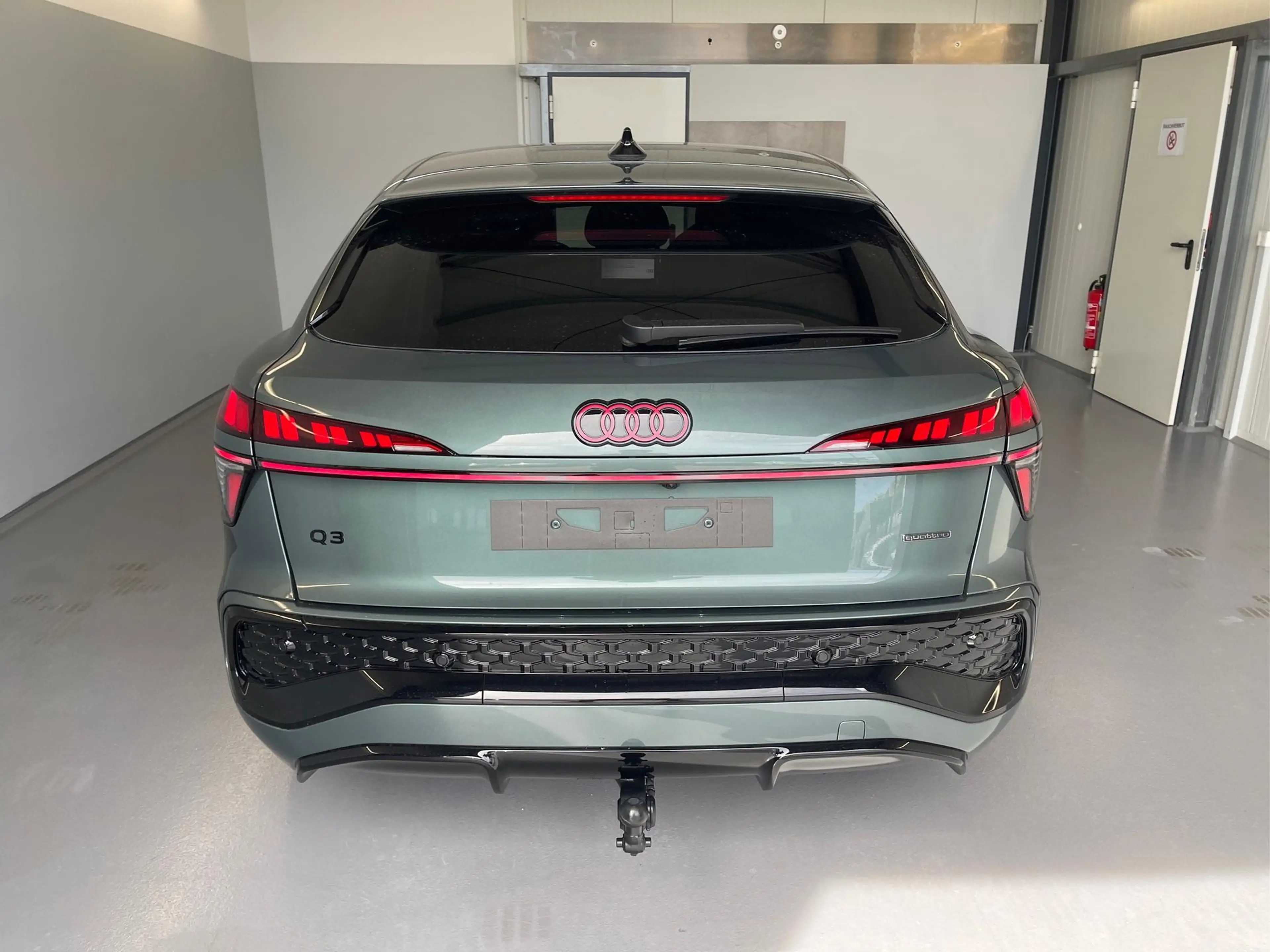 Audi Q3 Sportback NEU TFSI quattro S line TechPro+Matri... — photo 5