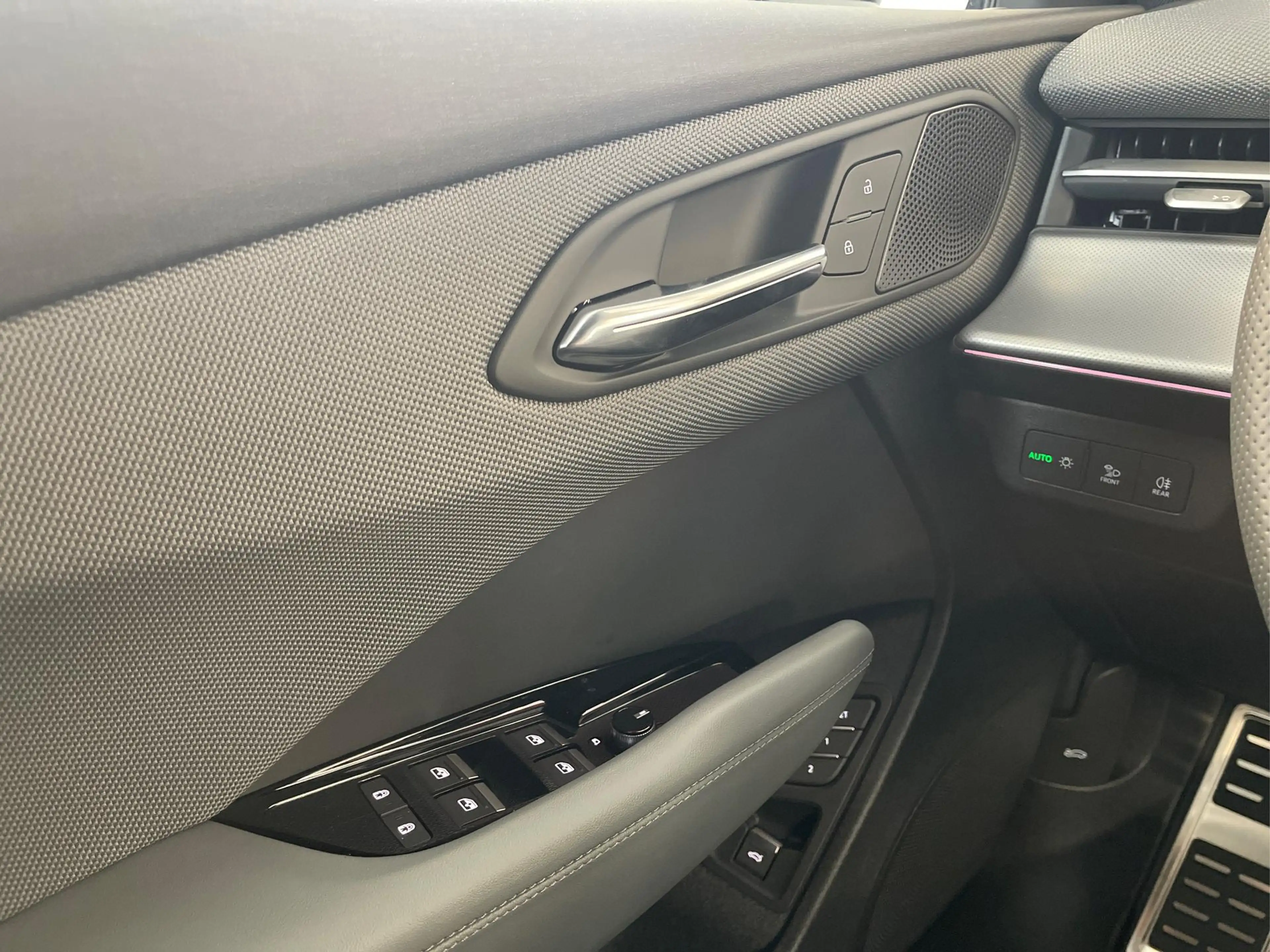 Audi Q3 Sportback NEU TFSI quattro S line TechPro+Matri... — photo 10