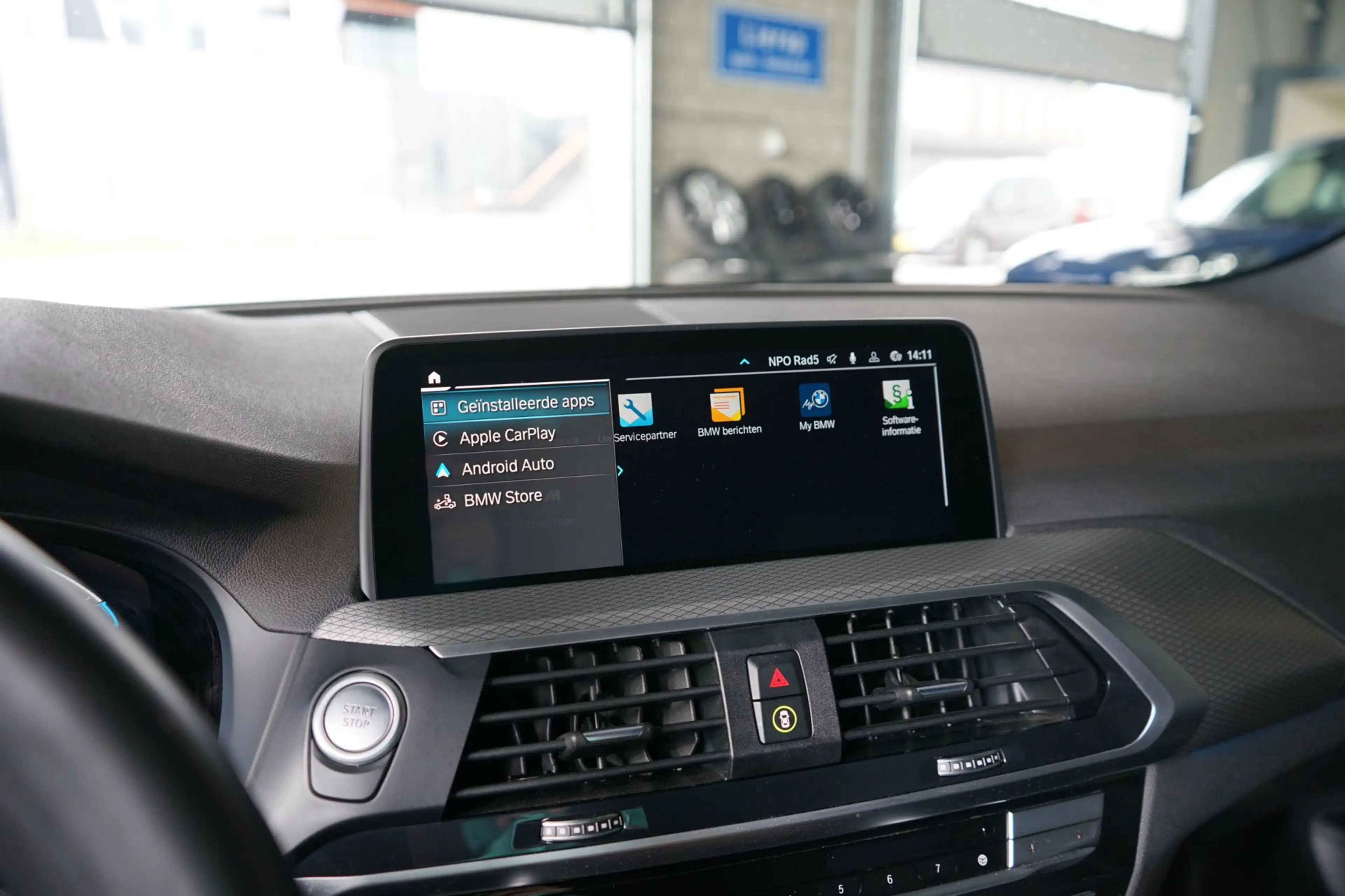 BMW X3 XDrive30e M-SPORT | TREKHAAK | CAMERA | CARPLAY — photo 9