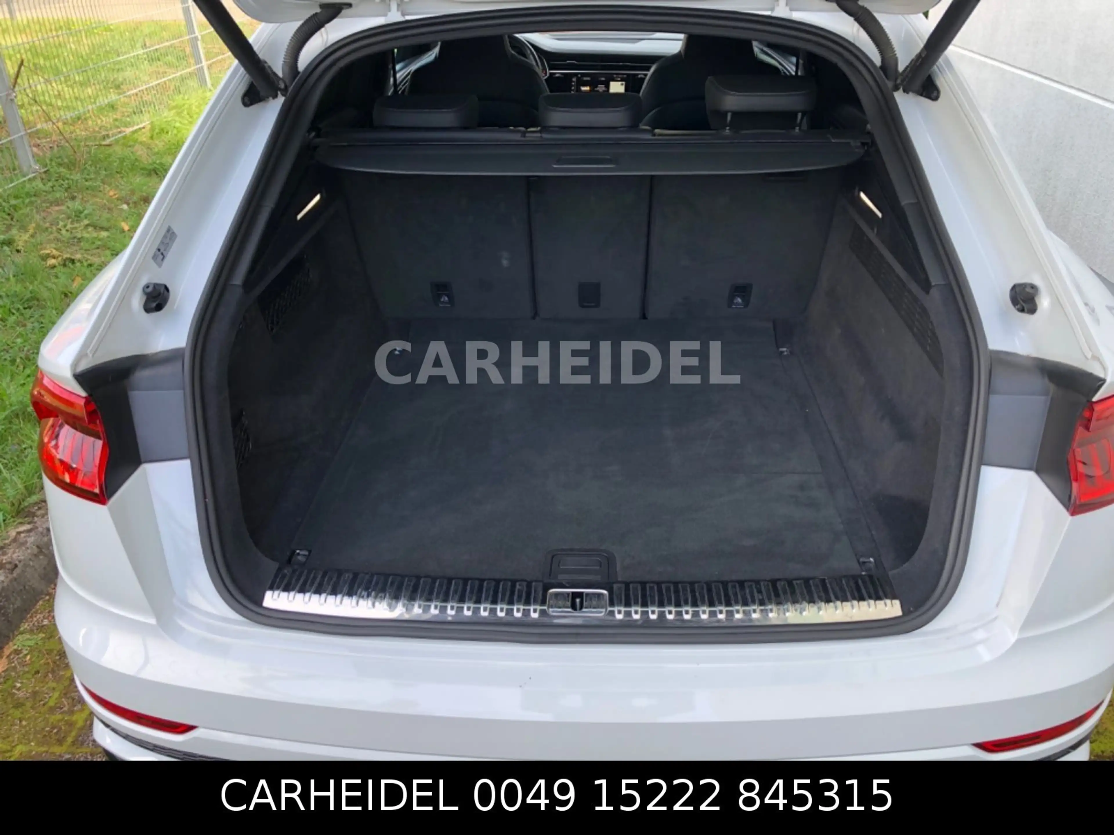 Audi SQ8 4.0 TDI V8 quattro Carbon STHZ SHZ PANO AHK — photo 14