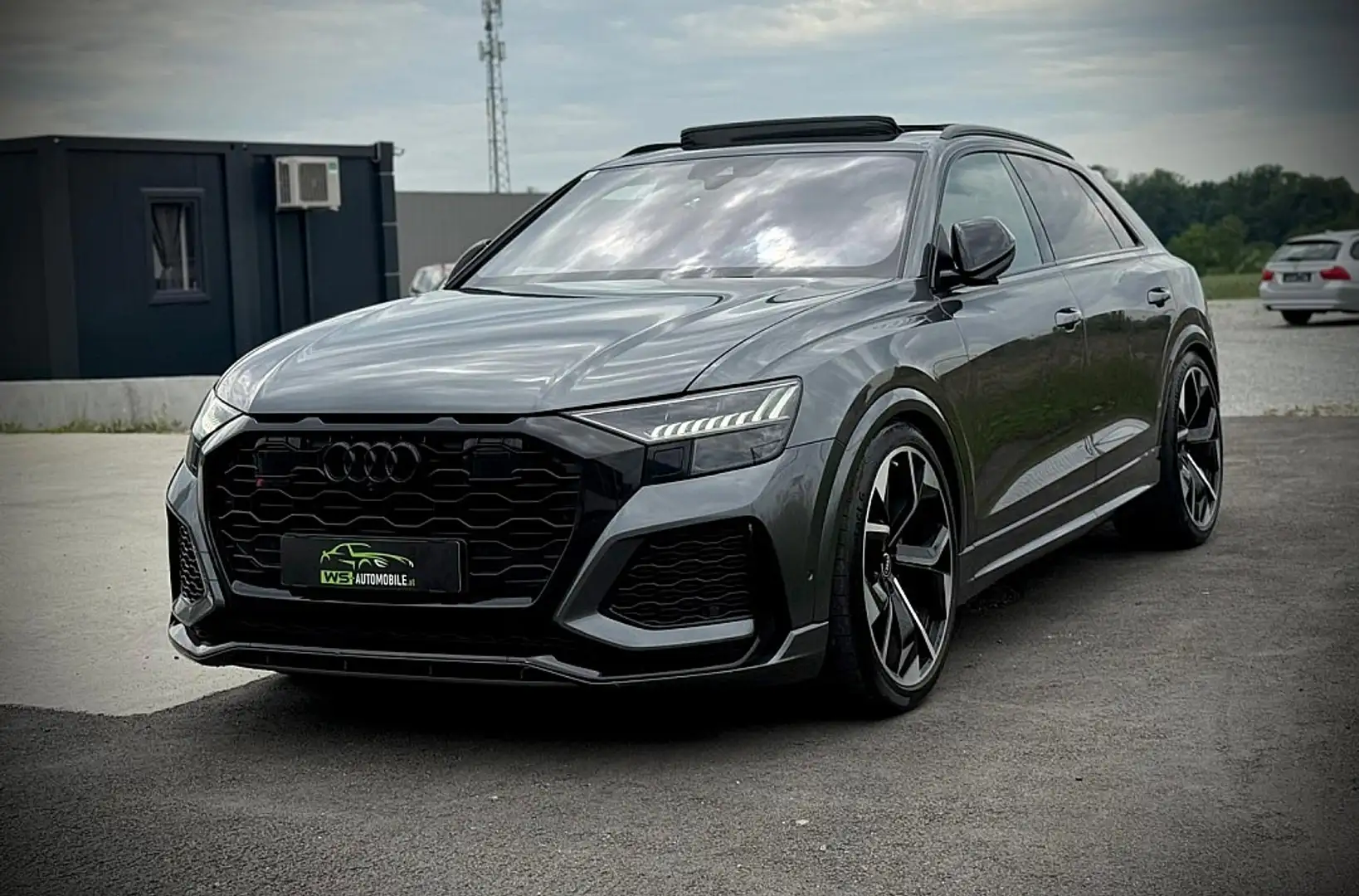 Audi Q8 RSQ8 quattro Aut. Grau - 1