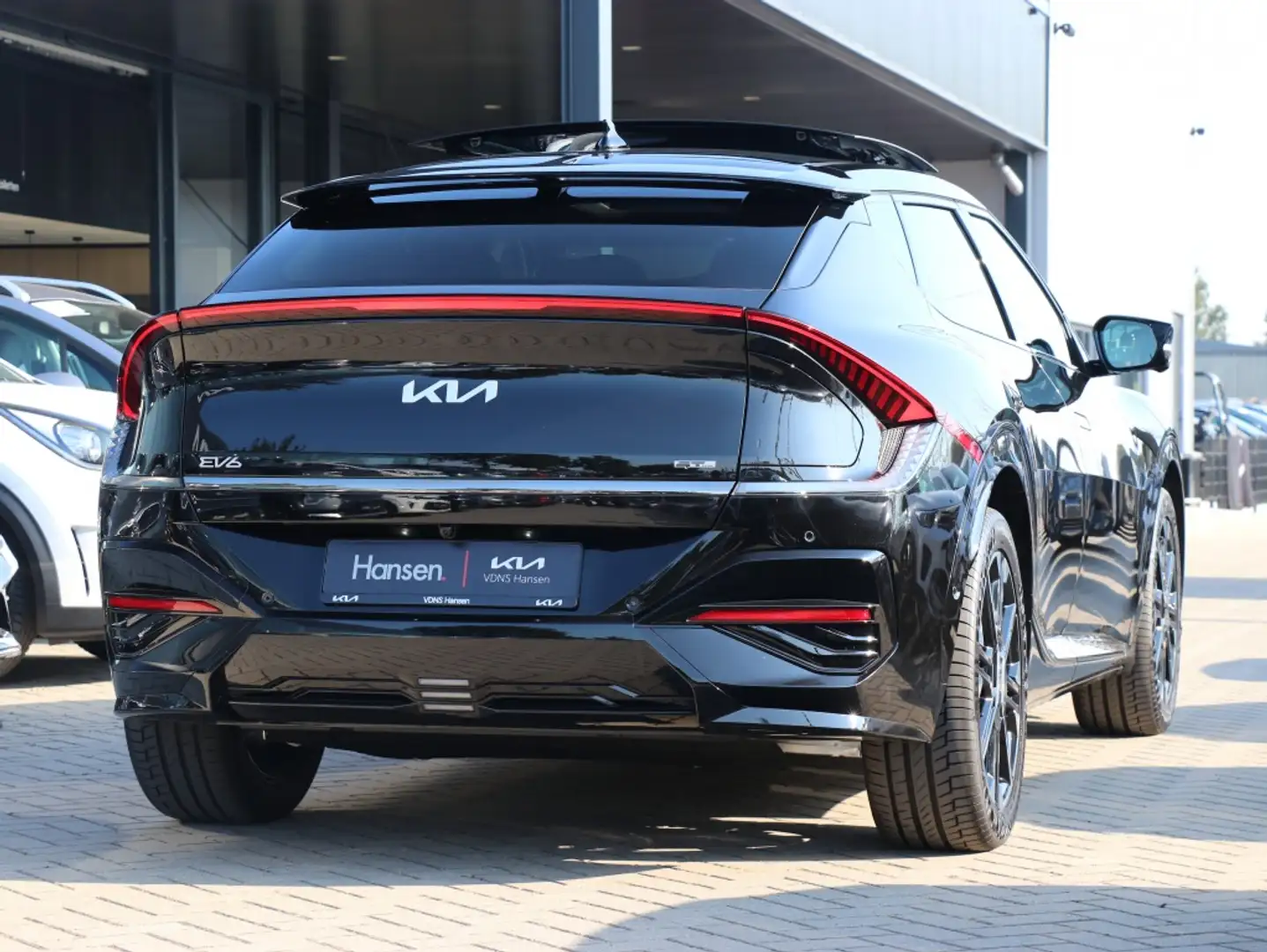 Kia EV6 GT-Line 84 kWh I Facelift I Gratis laadpaal I Leas Zwart - 2