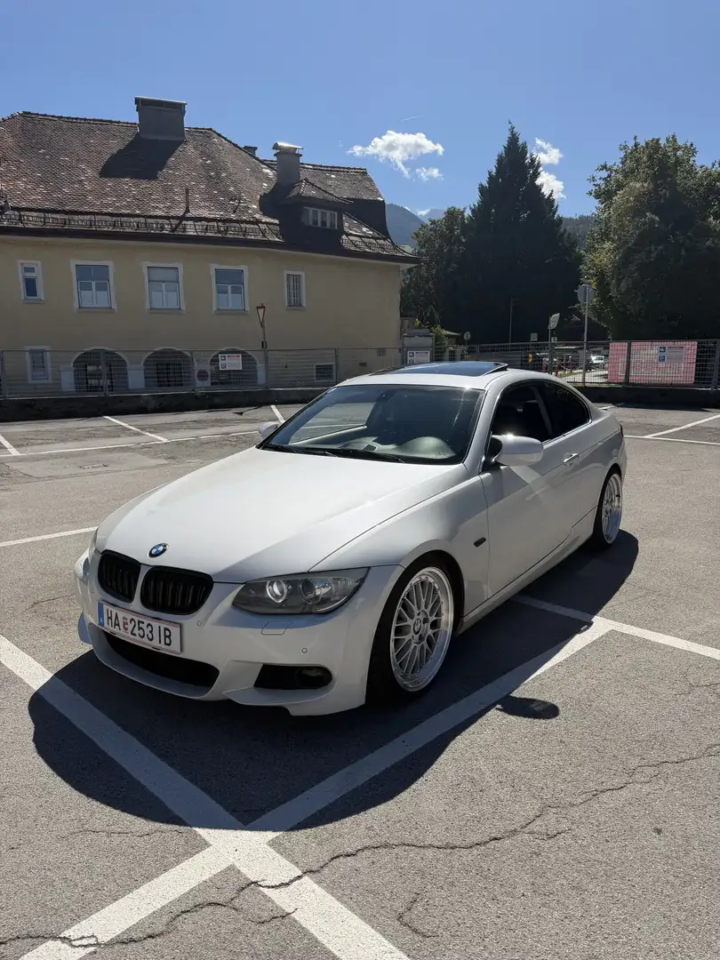 BMW 330 330d Coupé Aut. - 1