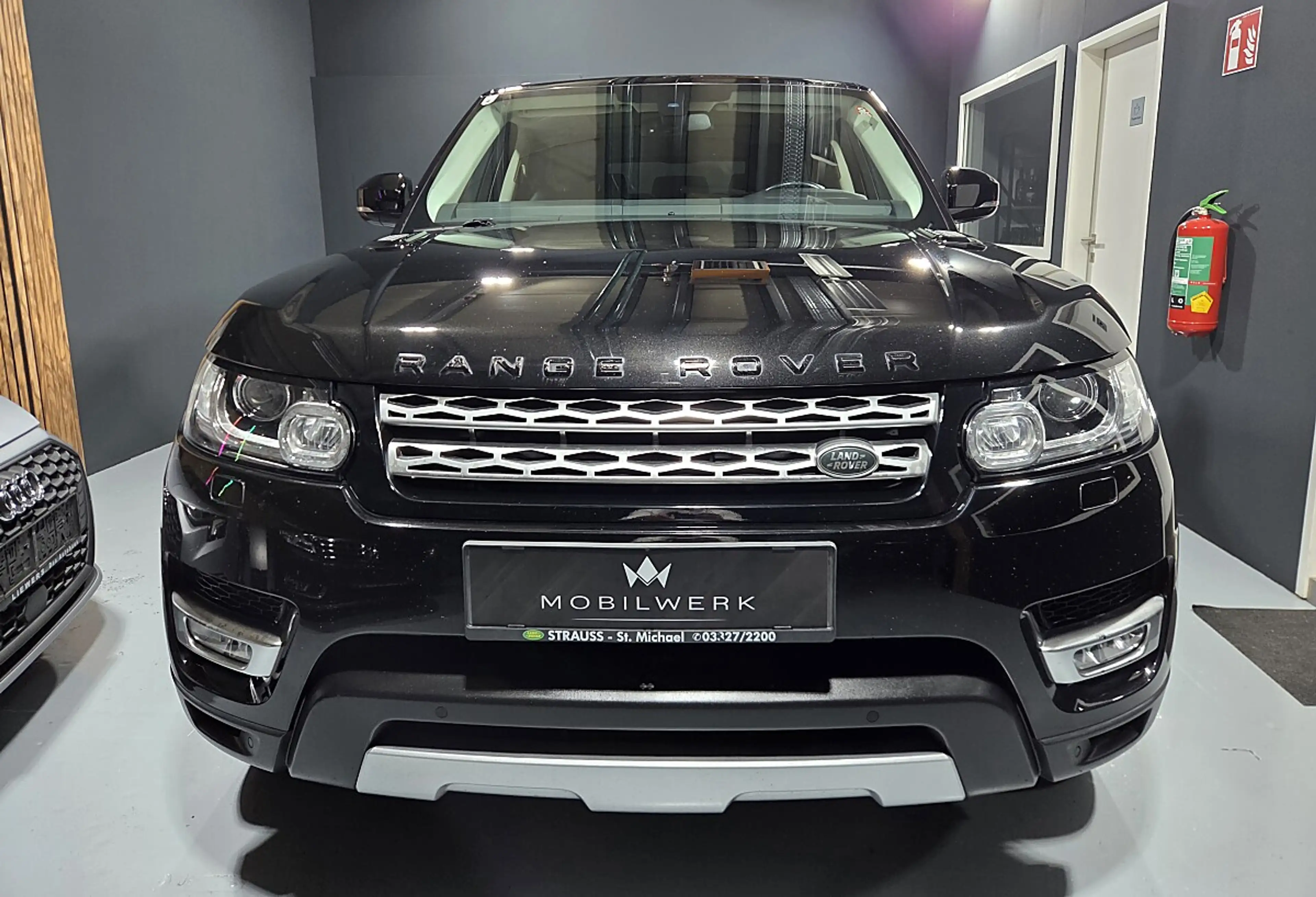 Land Rover Range Rover Sport 3,0 SDV6 HSE — photo 3