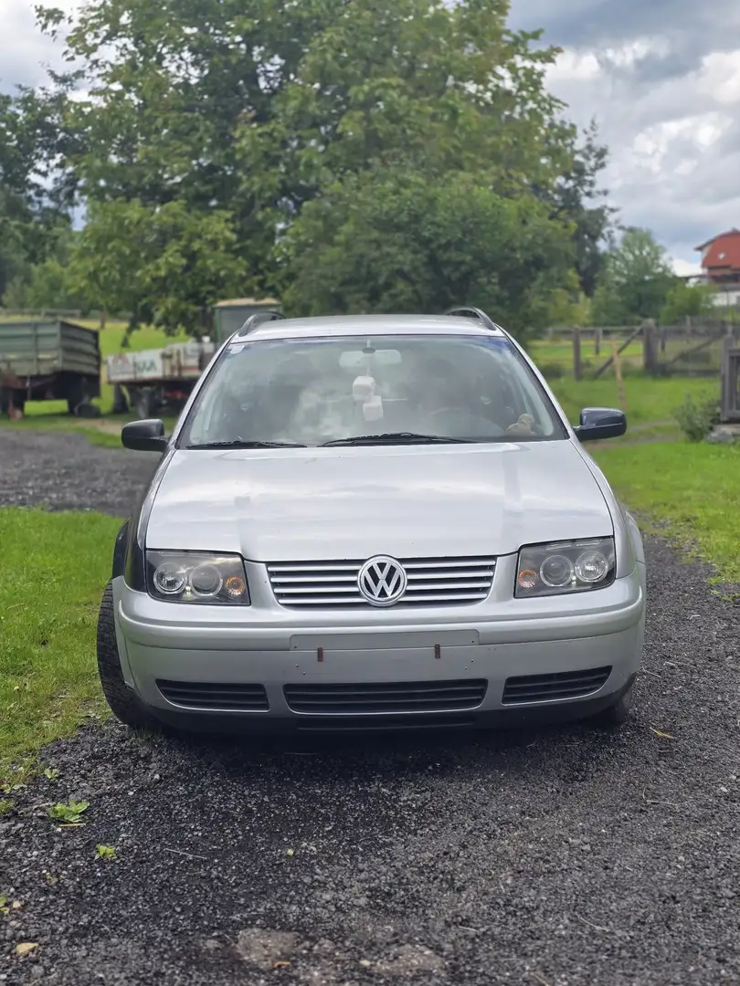 Volkswagen Bora Variant Highline 1,9 TDI PD 4motion - 1