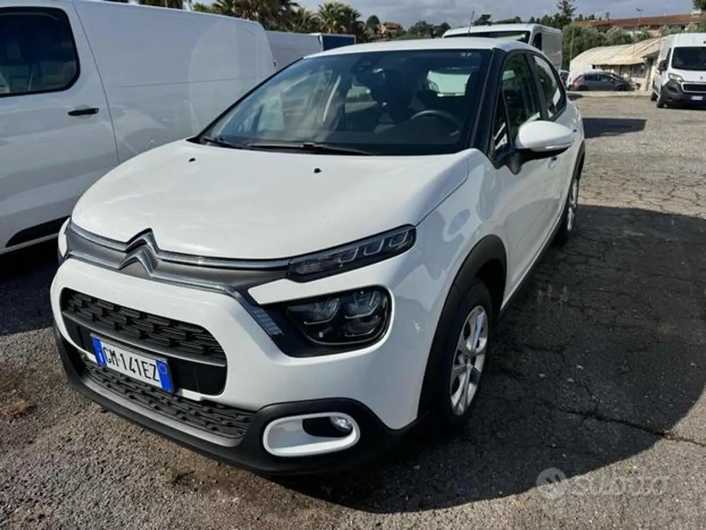 Citroen C3 PureTech 83 S&S Shine Bianco - 1