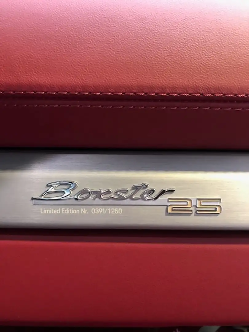 Porsche 718 718 Boxster 25 Jahre Sondermodell, Approved 4/26 Černá - 2