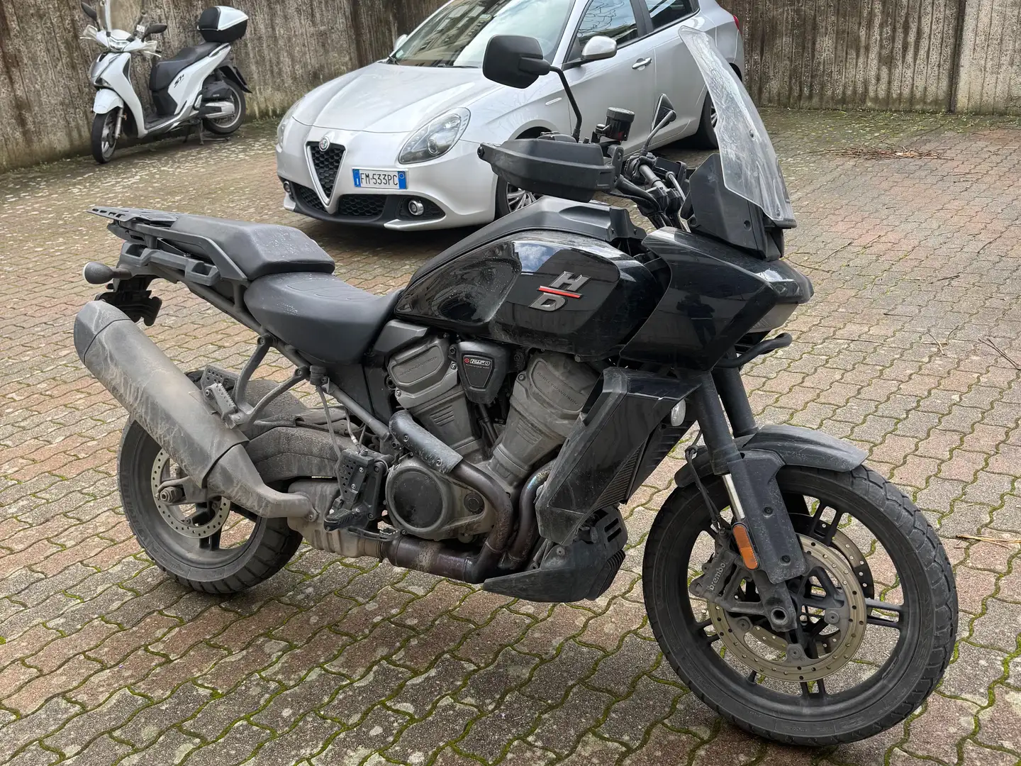 Harley-Davidson Pan America Negru - 2