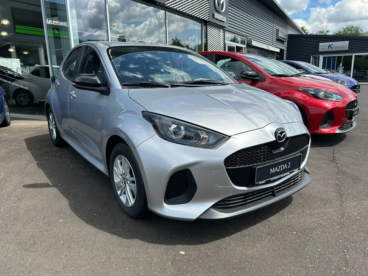 Mazda 2 1.5L VVT-i e-CVT FWD CENTRE-LINE Argent - 2