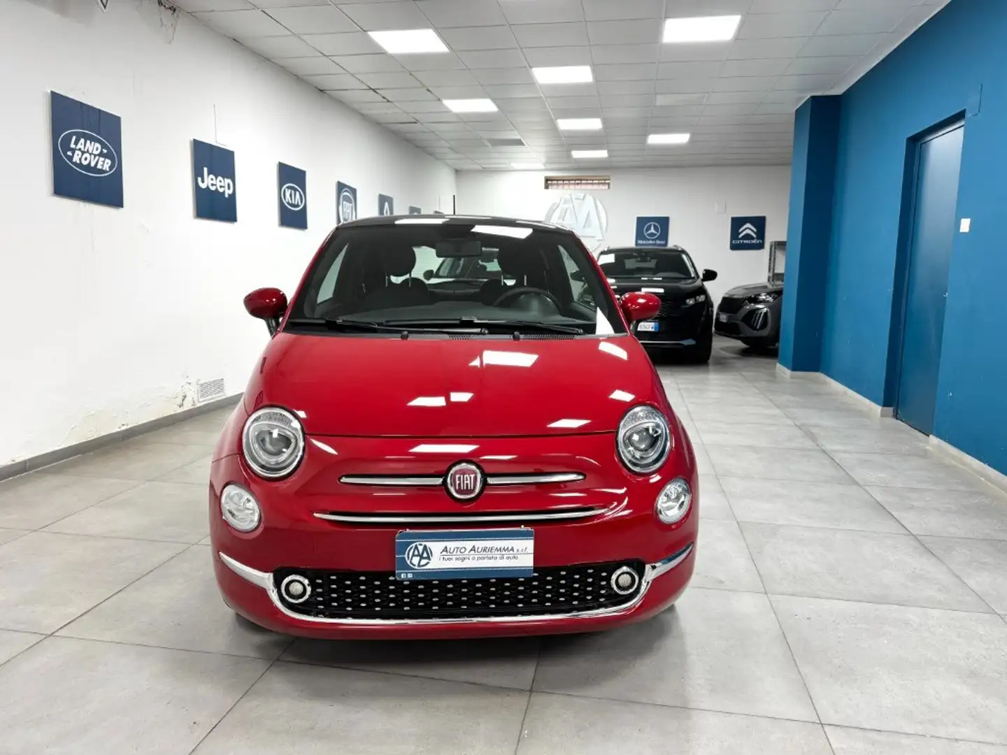 Fiat 500 1.0 HYBRID DOLCEVITA KM 11000 Rot - 2