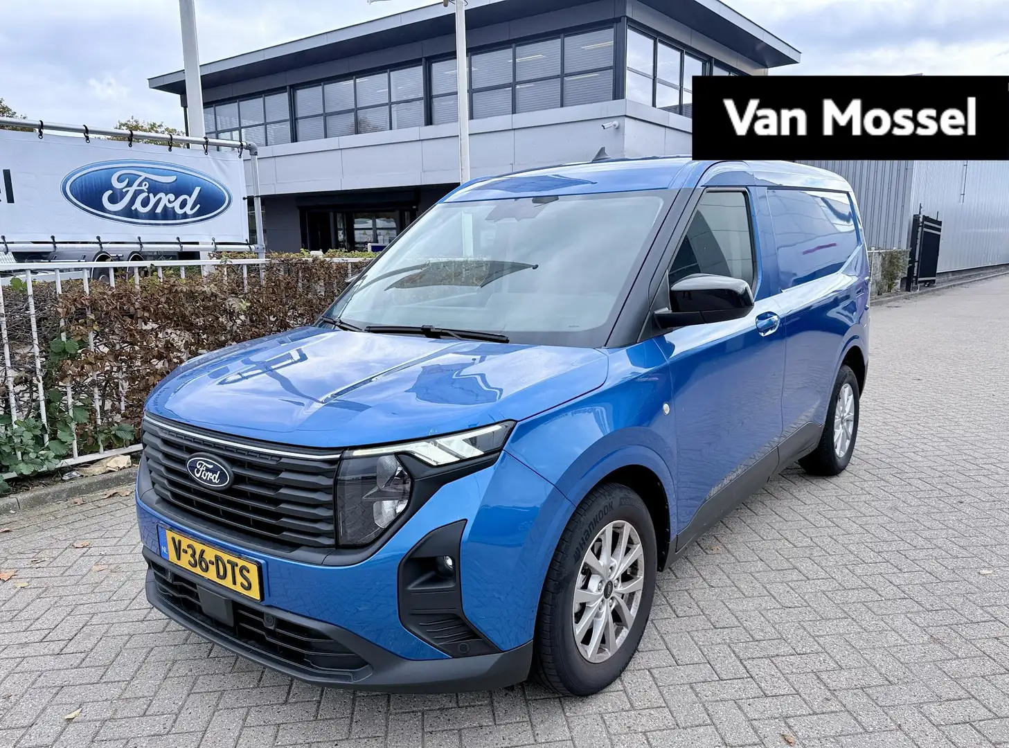 Ford Transit Courier 1.0 EcoBoost Limited Automaat | Navigatie | Achter Bleu - 1