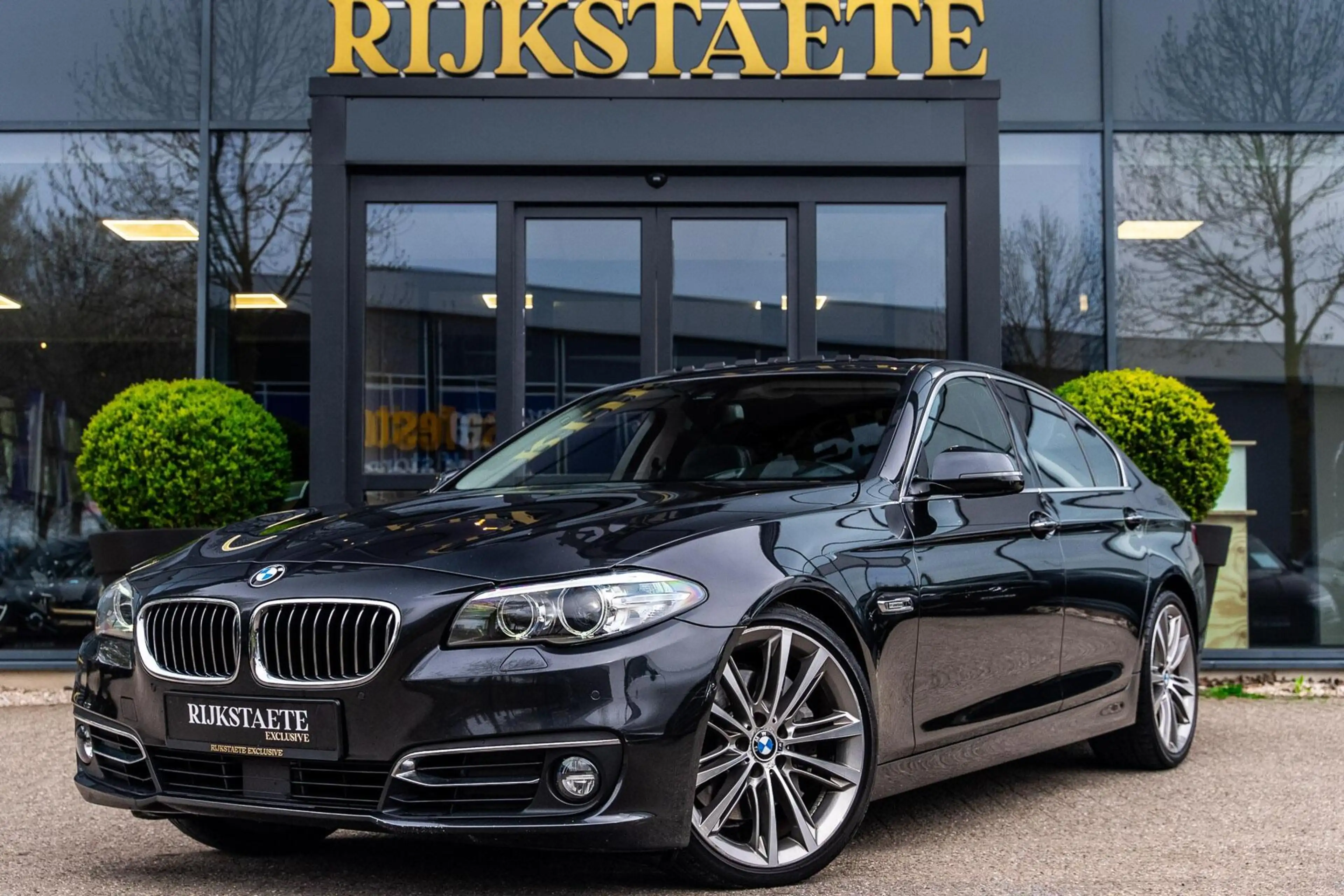 BMW 535 5-serie 535d Executive|PANO|H&K|360 CAMERA|CRUICE